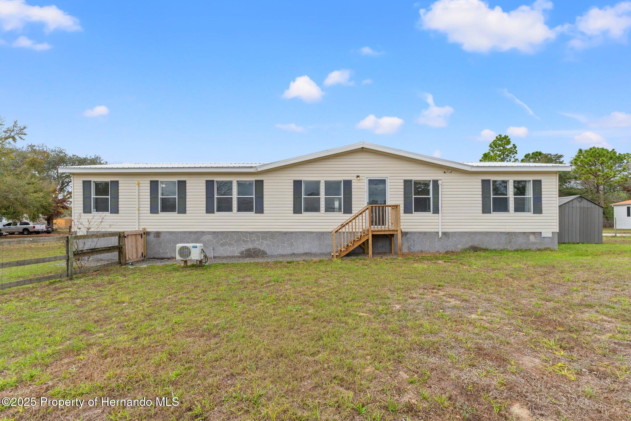 16119 Naples Street, Brooksville, Florida image 1