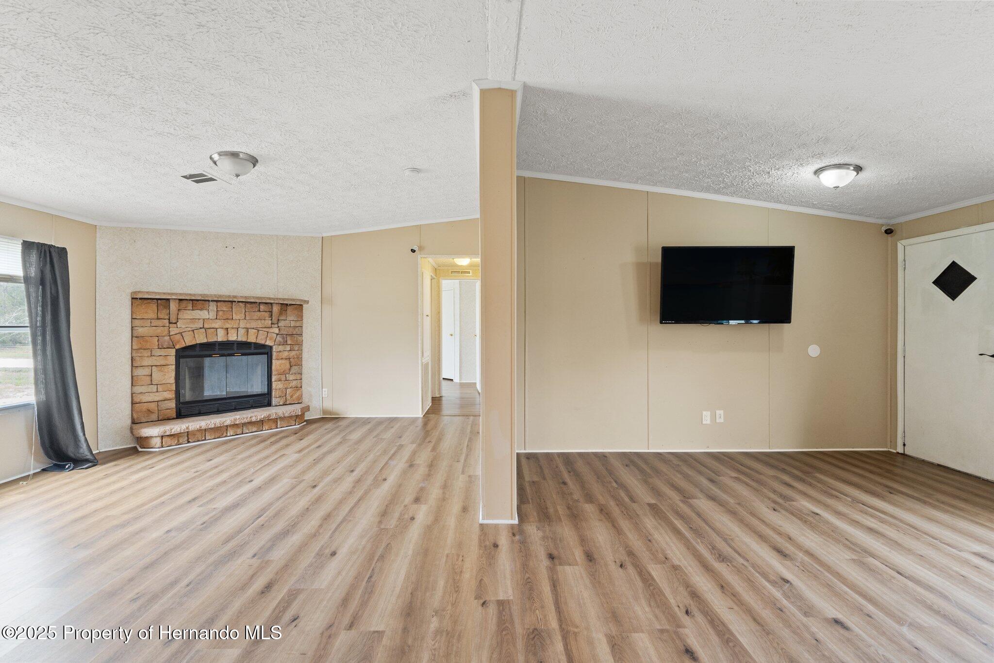 16119 Naples Street, Brooksville, Florida image 9
