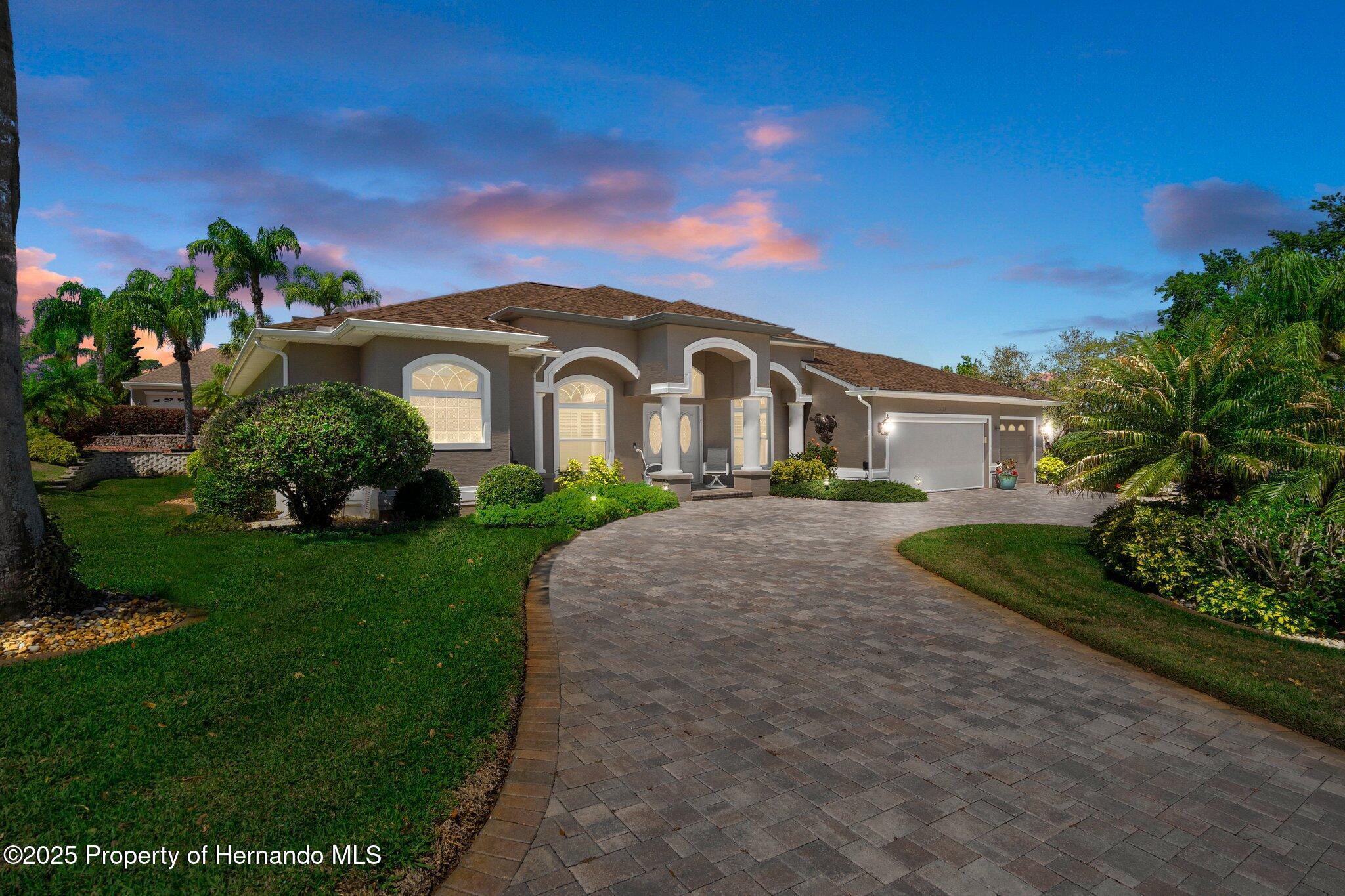 2375 Fairskies Drive, Spring Hill, Florida image 2