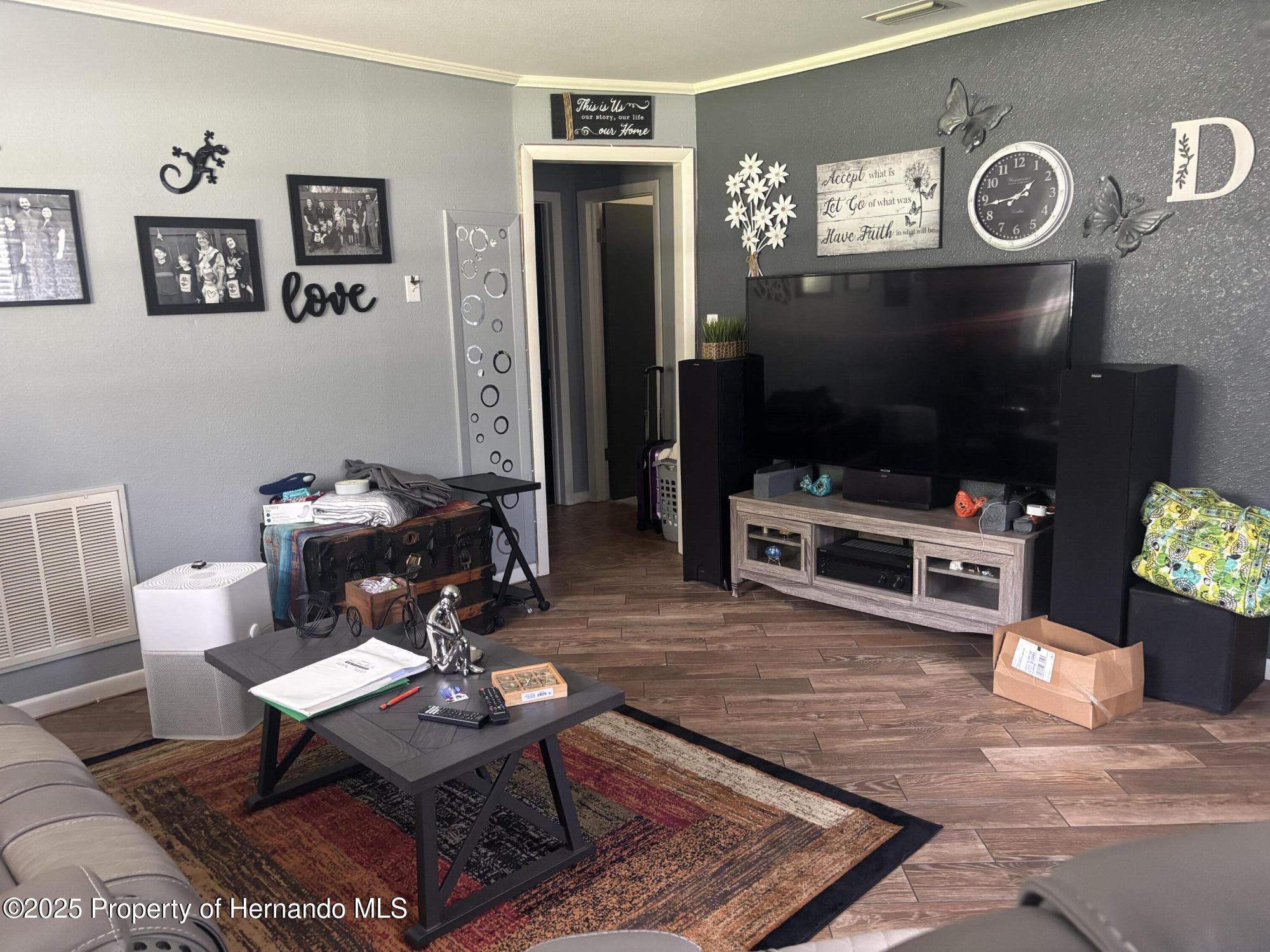 717 Whiteway Drive, Brooksville, Florida image 7