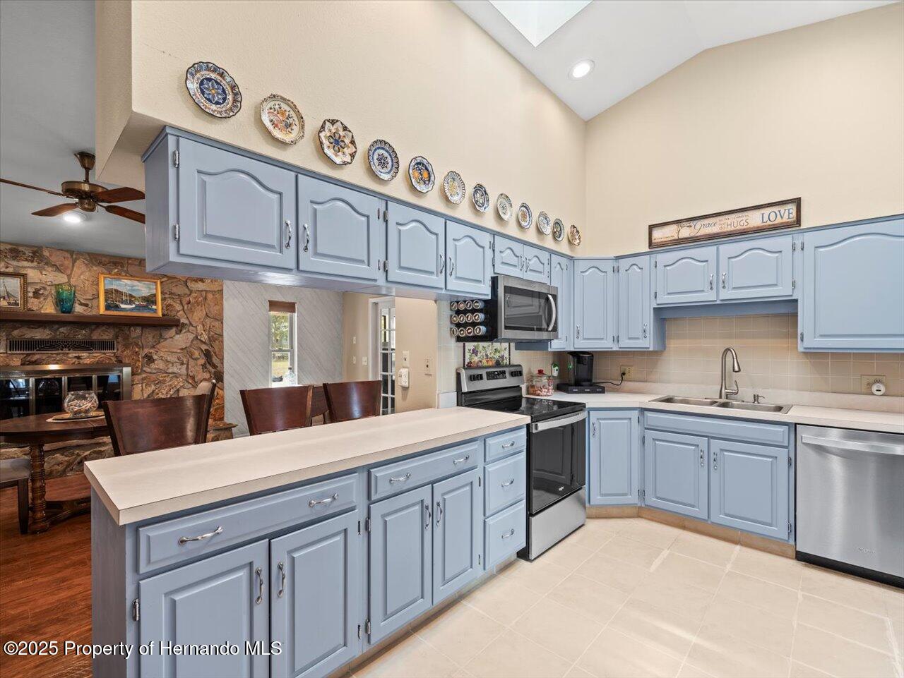 24104 Peppermill Drive, Brooksville, Florida image 23