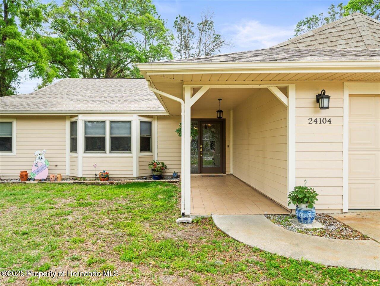 24104 Peppermill Drive, Brooksville, Florida image 6