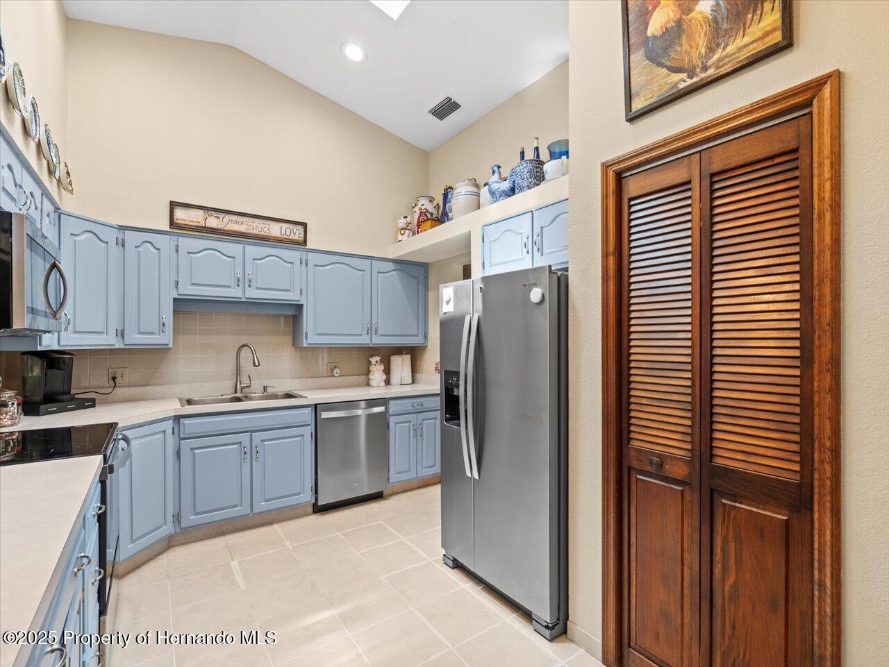 24104 Peppermill Drive, Brooksville, Florida image 18