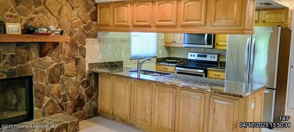 12437 Drayton Drive, Spring Hill, Florida image 6