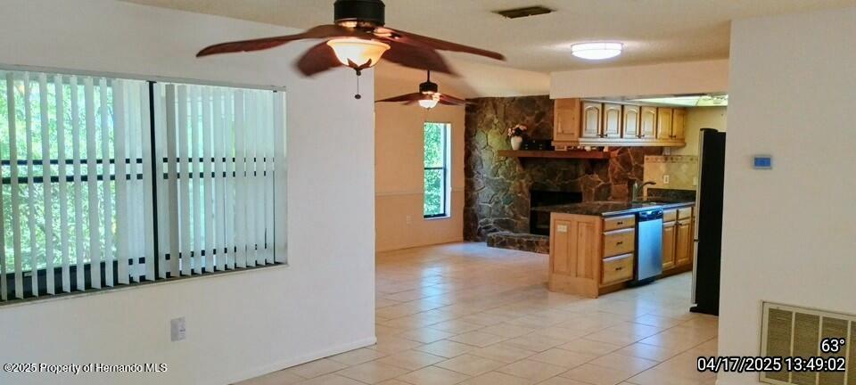12437 Drayton Drive, Spring Hill, Florida image 16