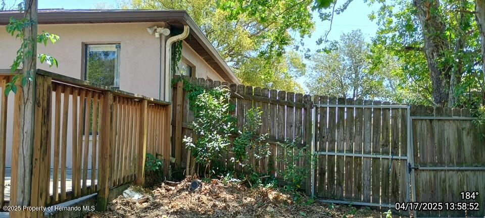 12437 Drayton Drive, Spring Hill, Florida image 34