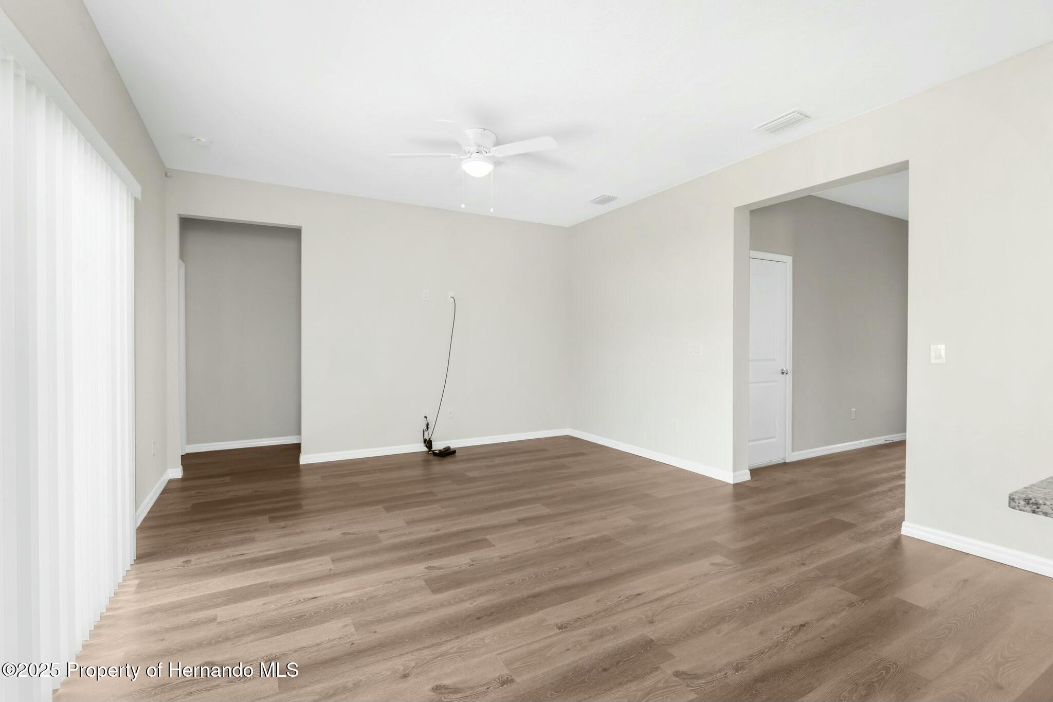 8338 Maybelle Drive, Weeki Wachee, Florida image 10