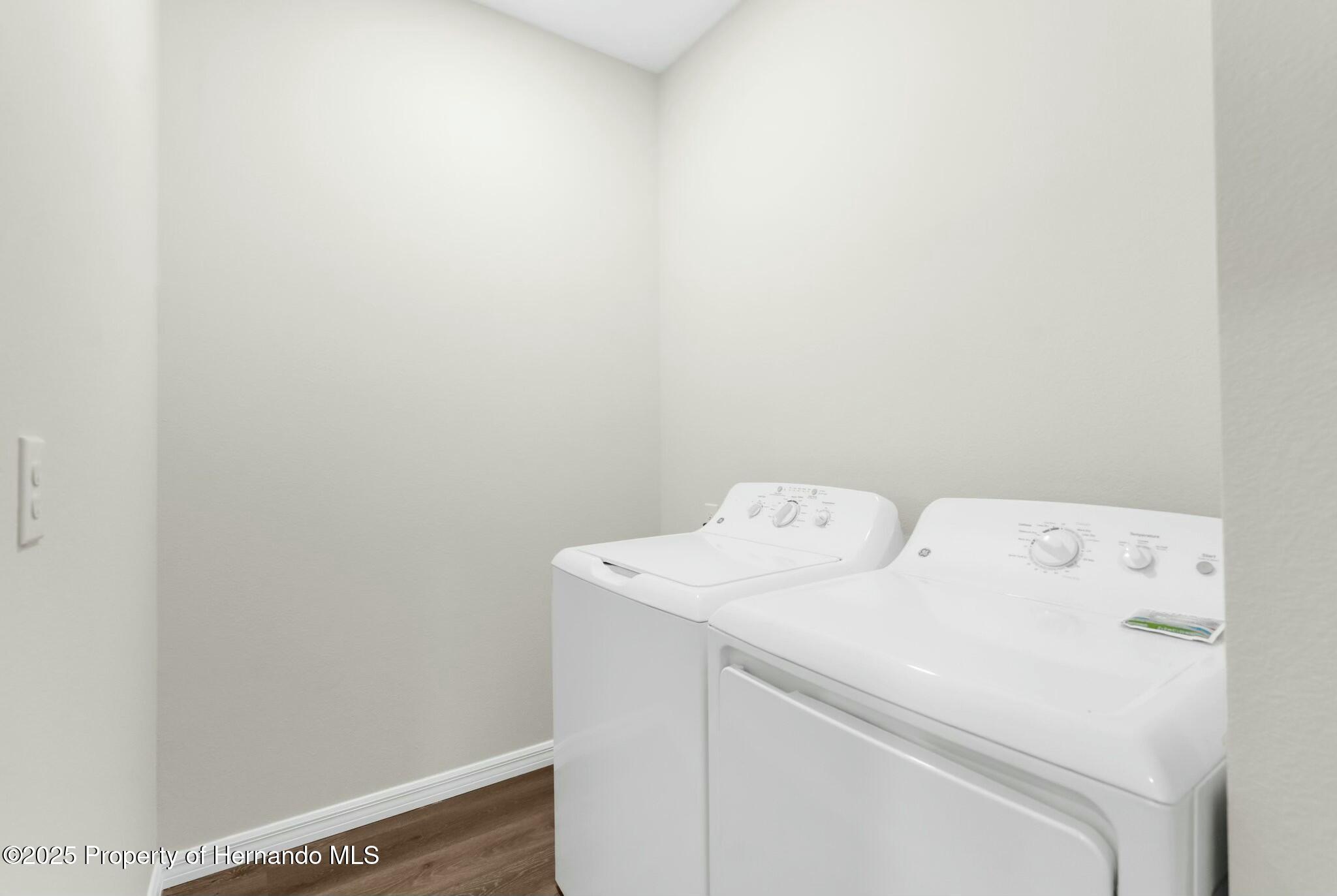 8338 Maybelle Drive, Weeki Wachee, Florida image 13