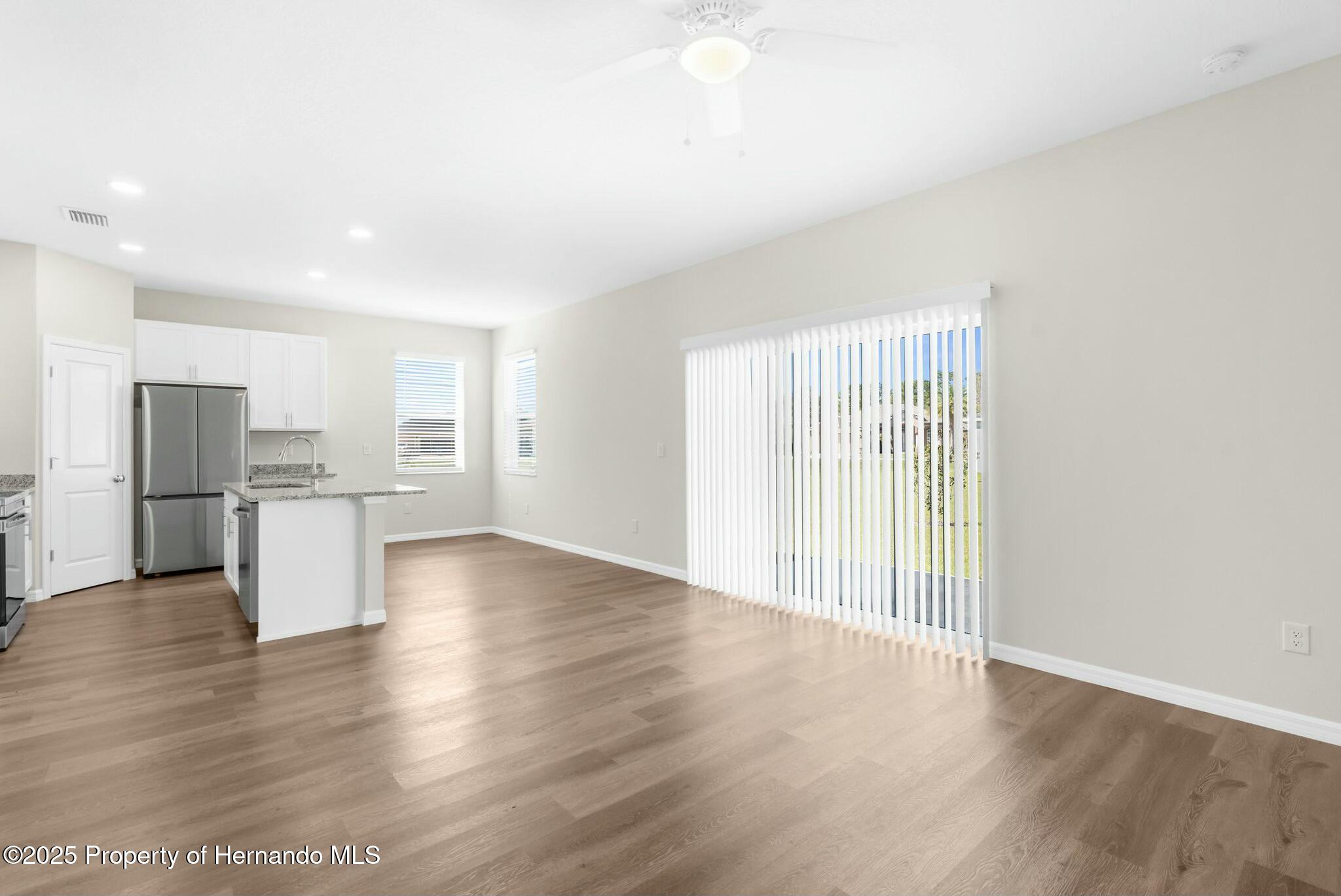 8338 Maybelle Drive, Weeki Wachee, Florida image 18
