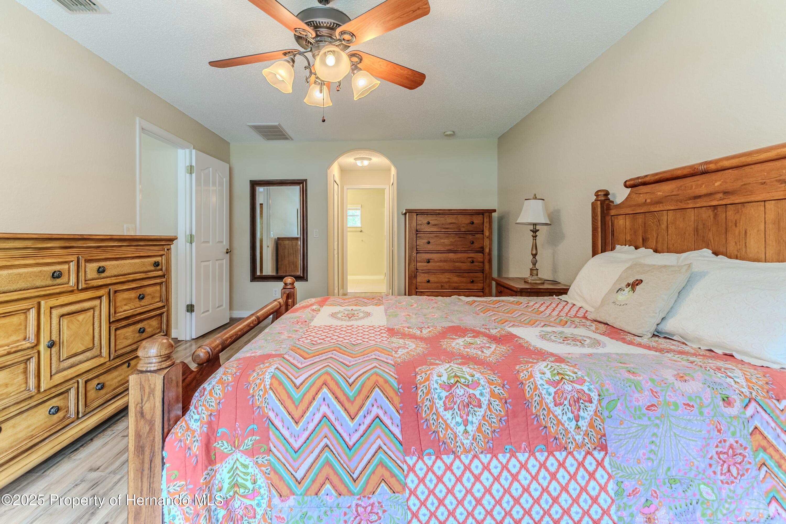 11437 Tinamou Avenue, Weeki Wachee, Florida image 29
