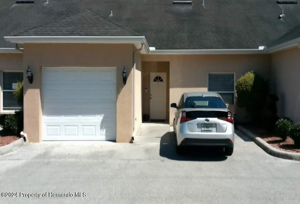 10362 Chalmer Street, Spring Hill, Florida image 4