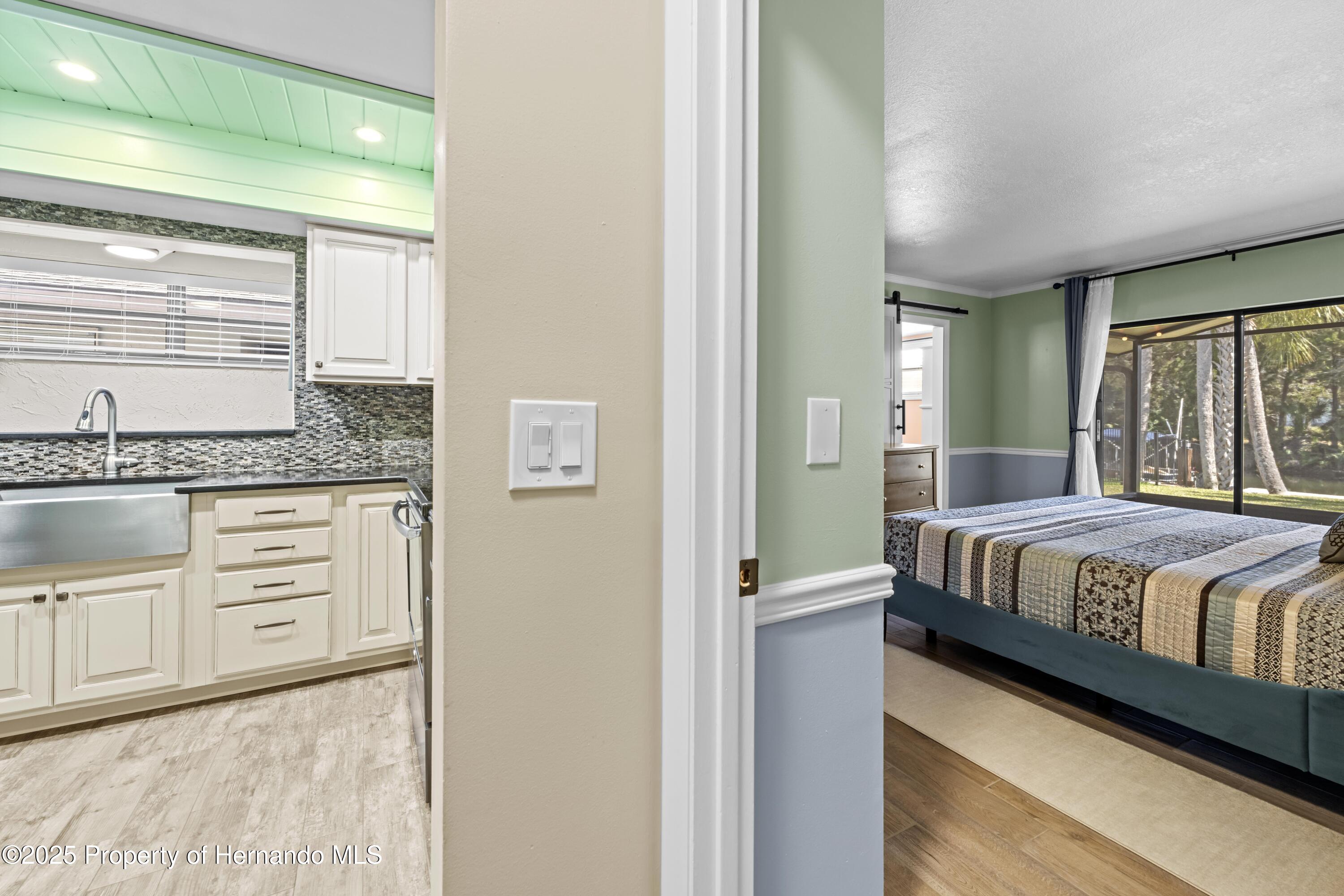 11436 W Clubview Drive, Homosassa, Florida image 22