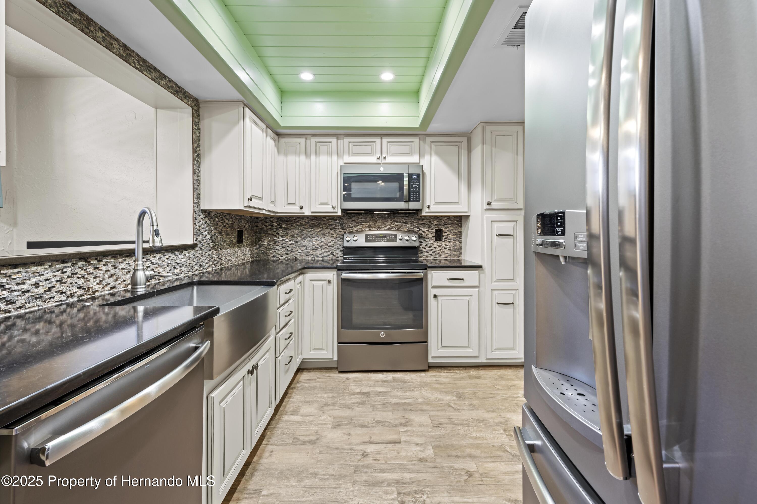 11436 W Clubview Drive, Homosassa, Florida image 26