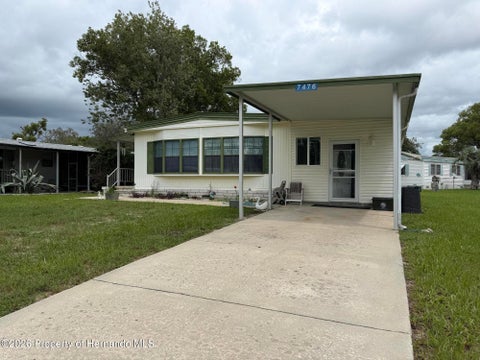 Mobile Home For Sale - 7476 Dearborn Avenue<br/> Brooksville, FL 34613
