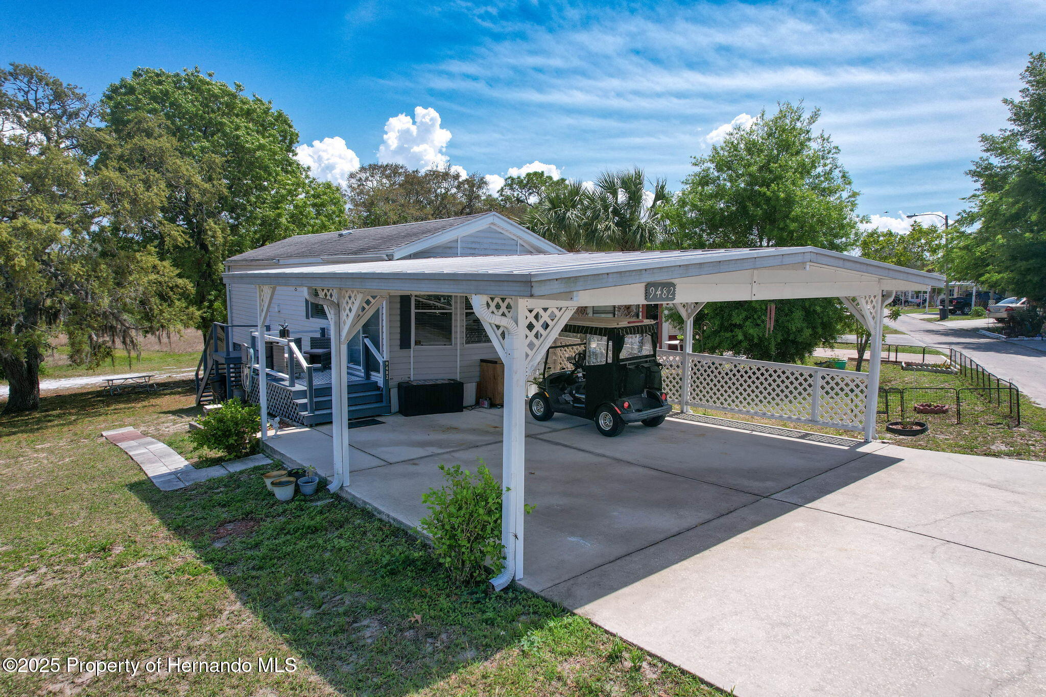 9482 Gray Fox Dr, Weeki Wachee, Florida image 5