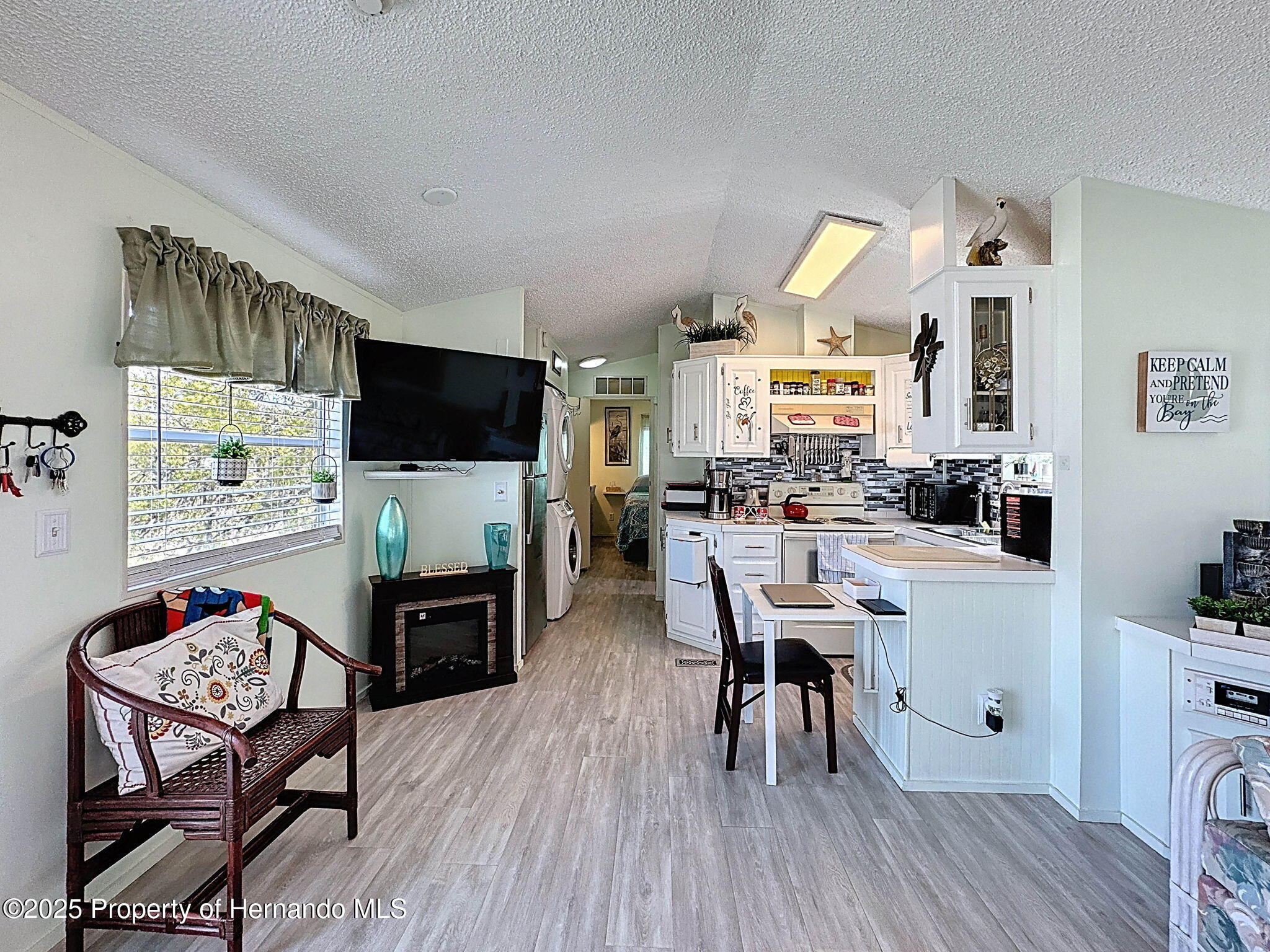 9482 Gray Fox Dr, Weeki Wachee, Florida image 7