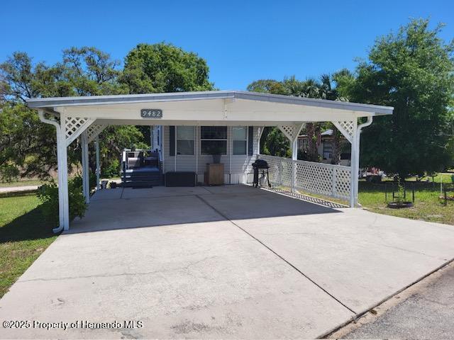 9482 Gray Fox Dr, Weeki Wachee, Florida image 2