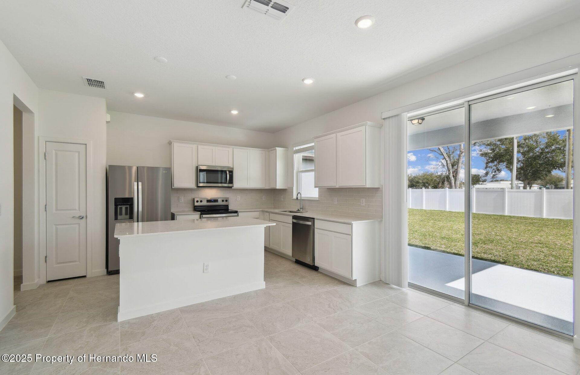 4285 Big Sky Drive, Spring Hill, Florida image 6