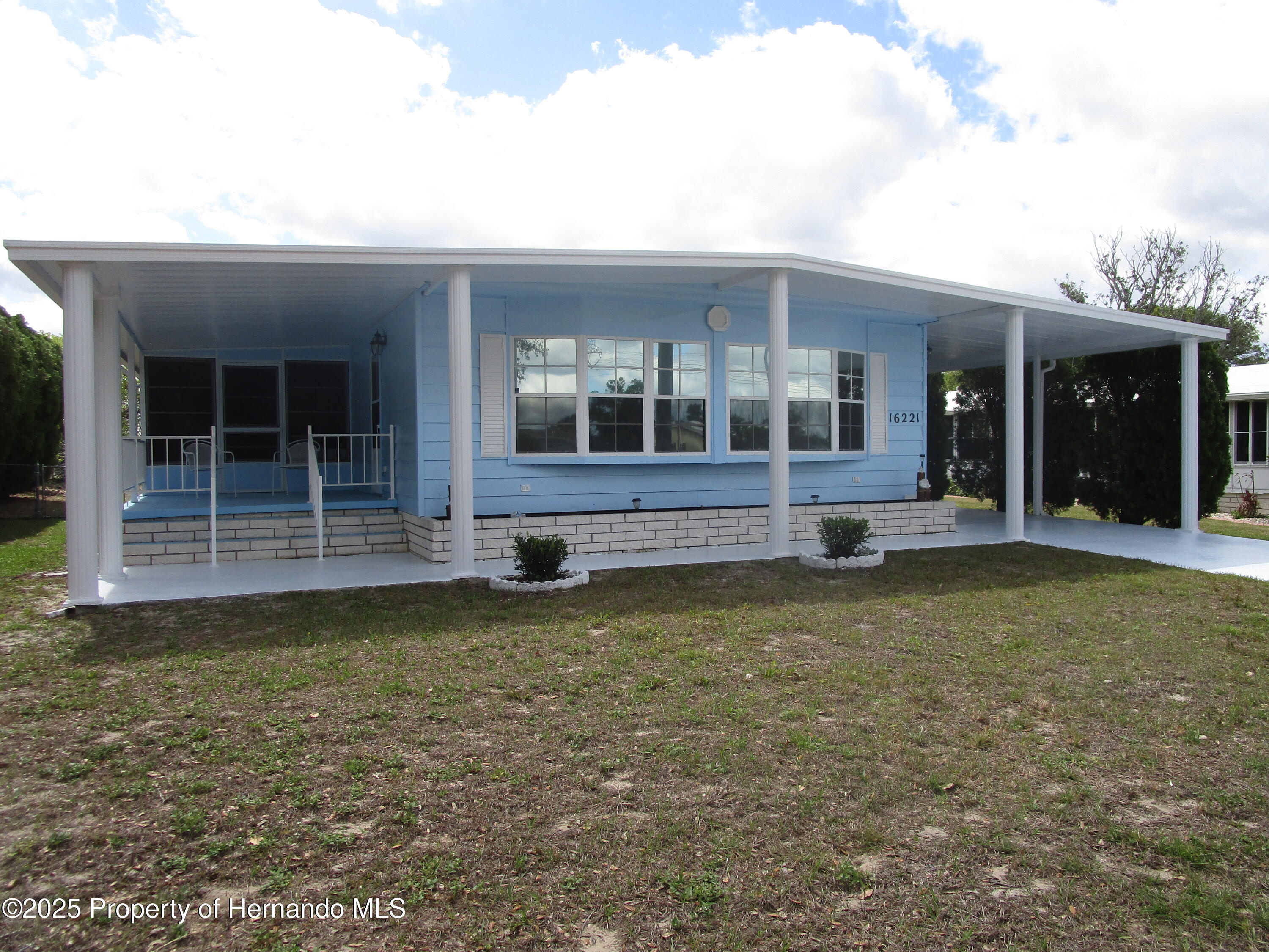 16221 Brookridge Boulevard, Brooksville, Florida image 1