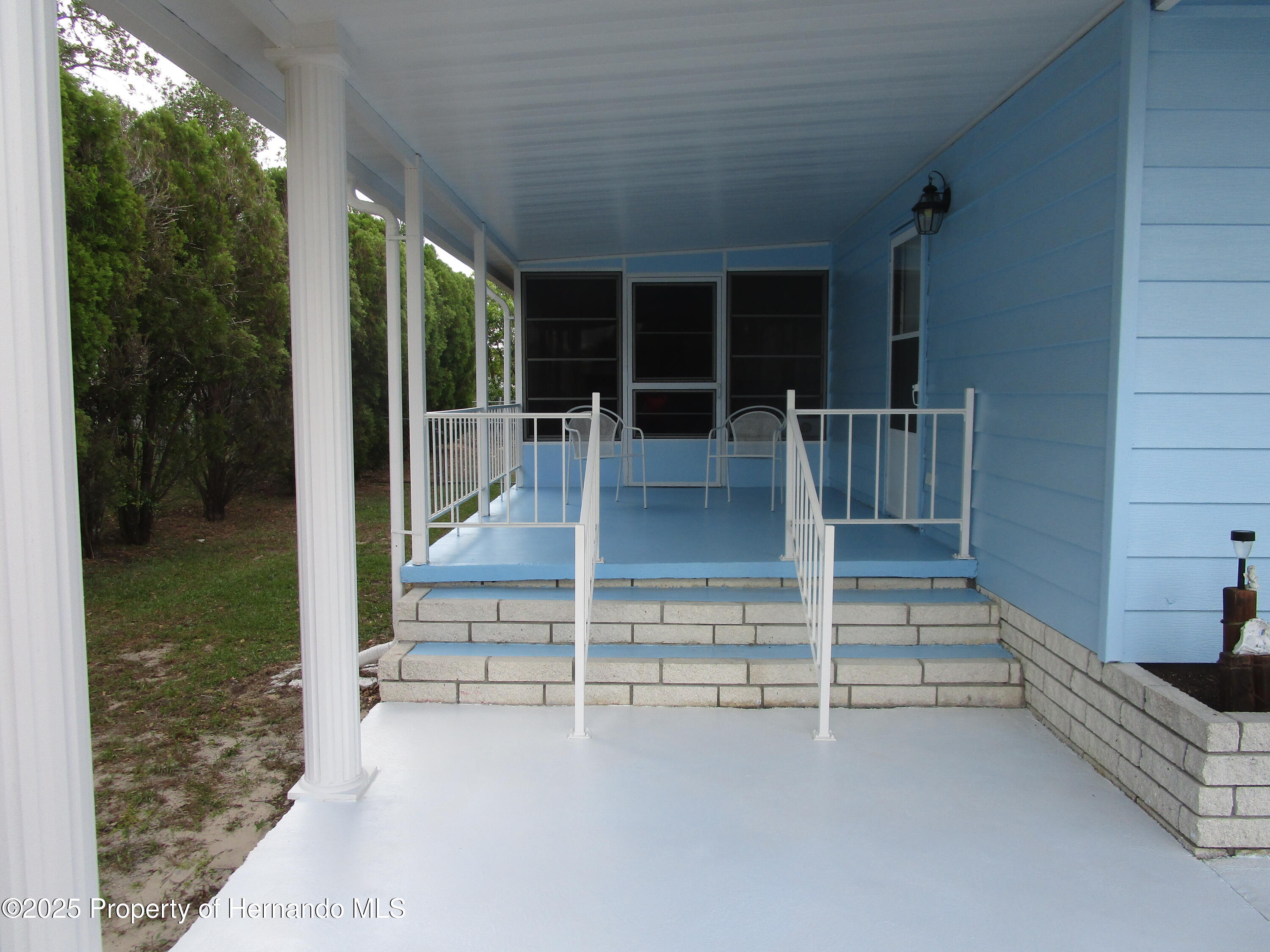 16221 Brookridge Boulevard, Brooksville, Florida image 2