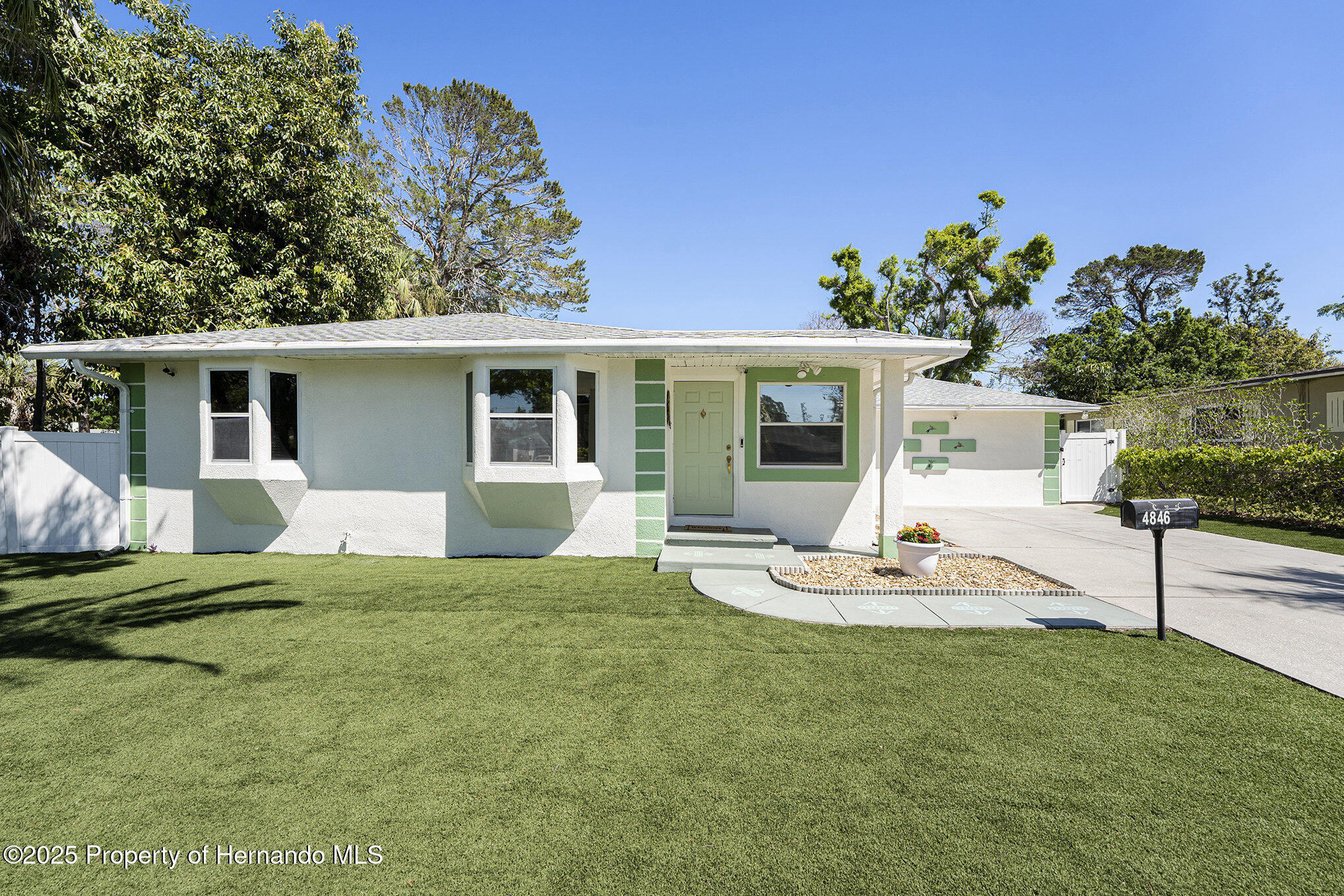 4846 Highland Street, Saint Petersburg, Florida image 3