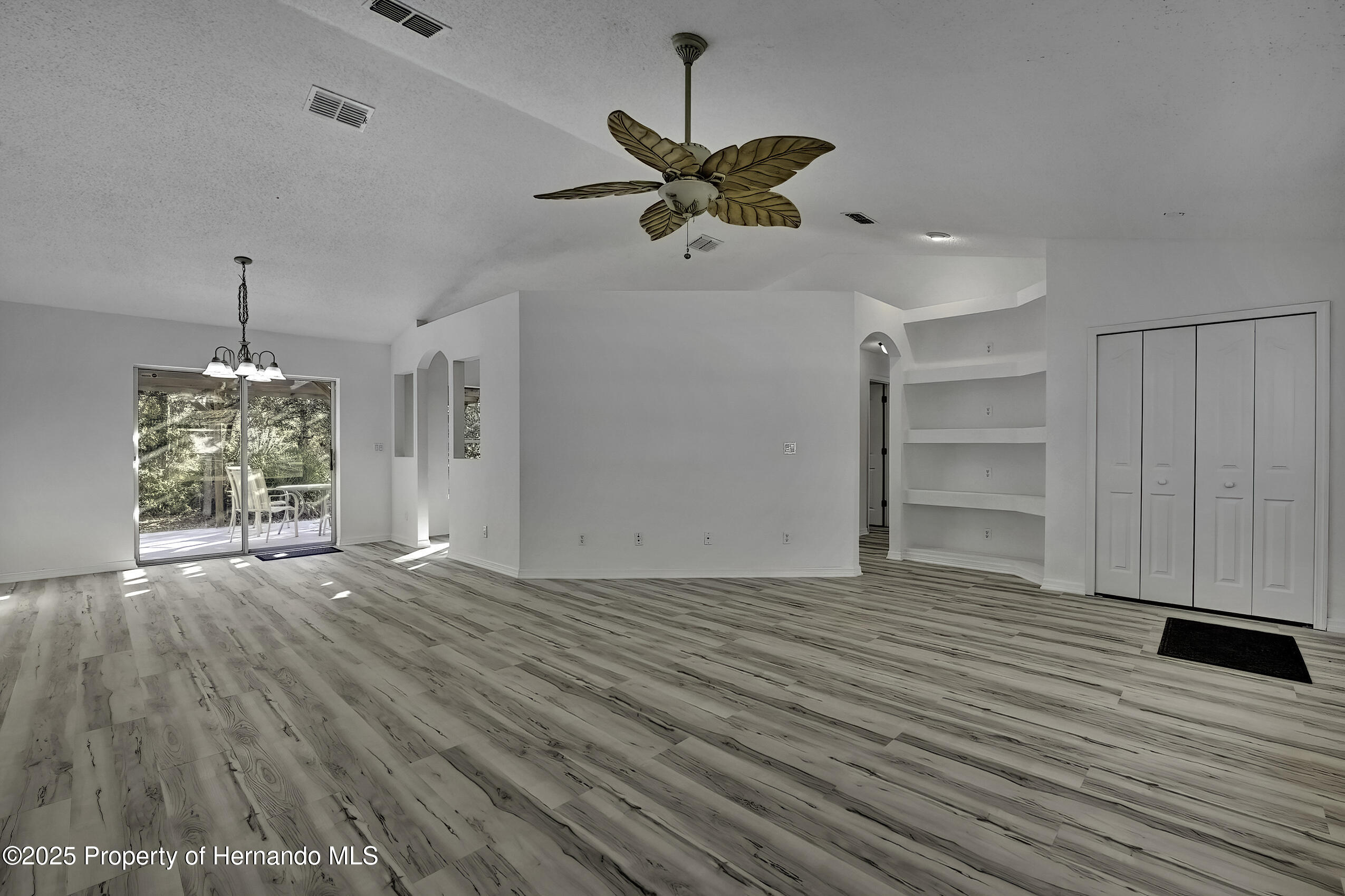 8100 Nuzum Road, Weeki Wachee, Florida image 13