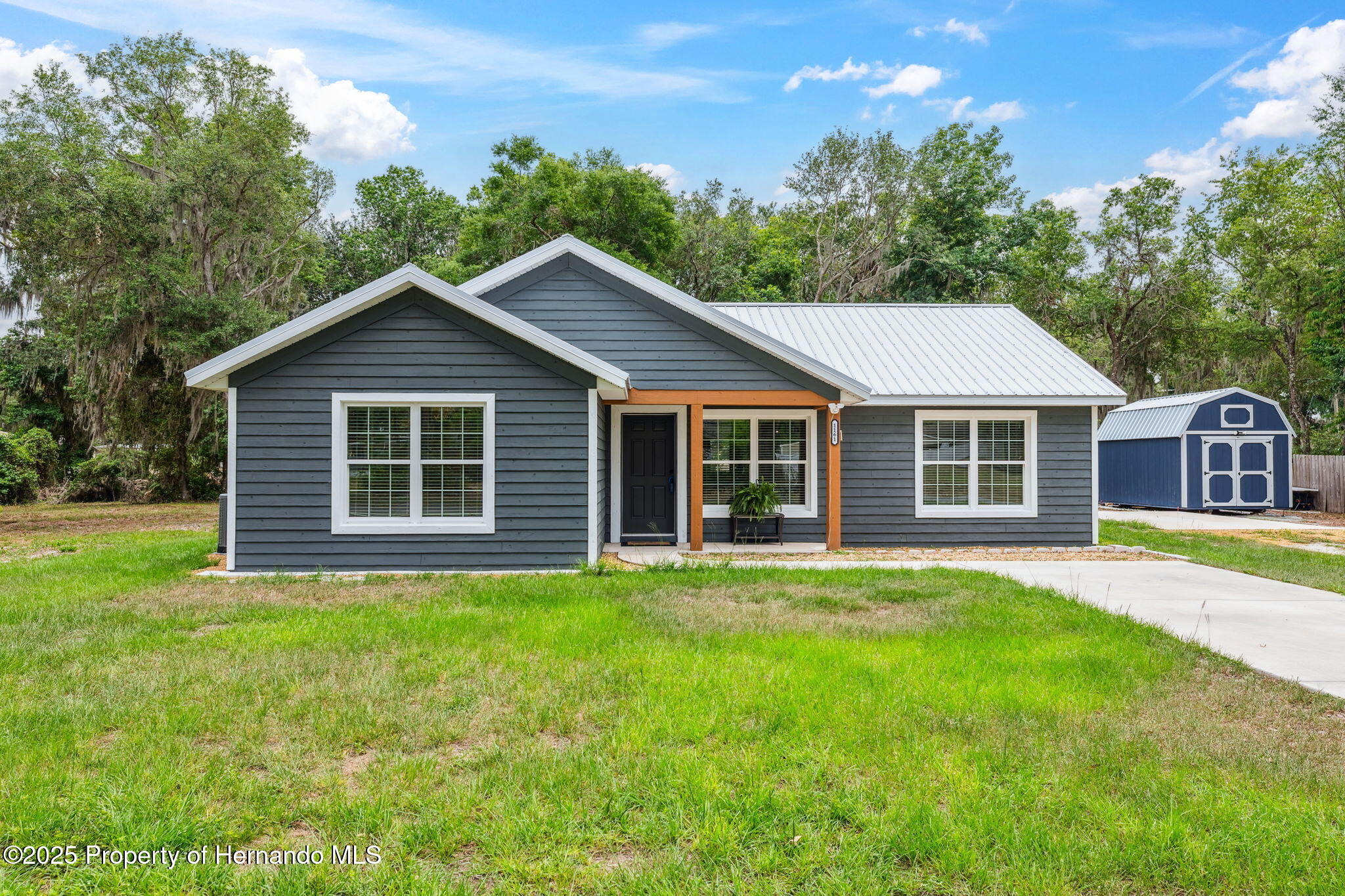 1161 443 County Road, Lake Panasoffkee, Florida image 4