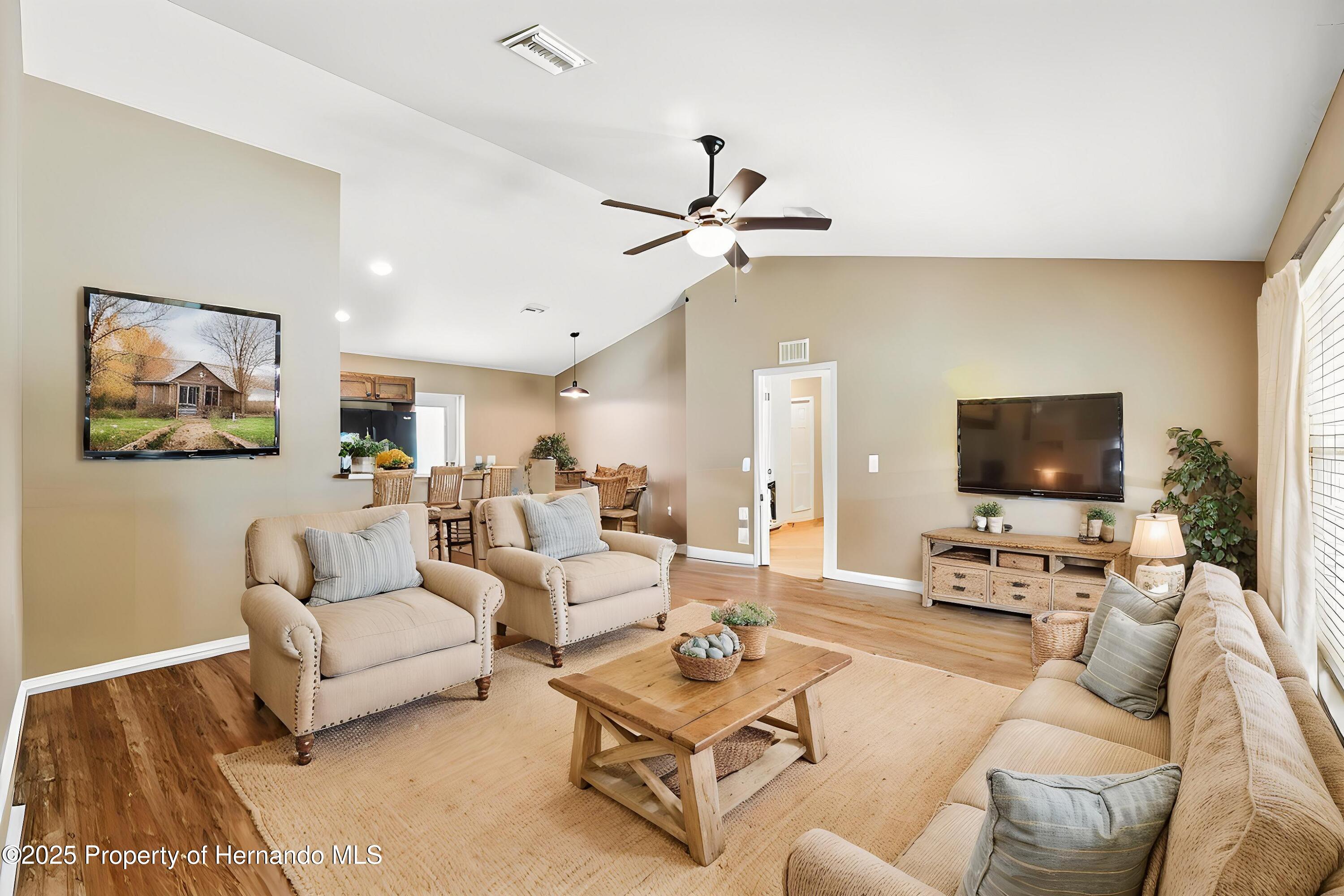 1161 443 County Road, Lake Panasoffkee, Florida image 7
