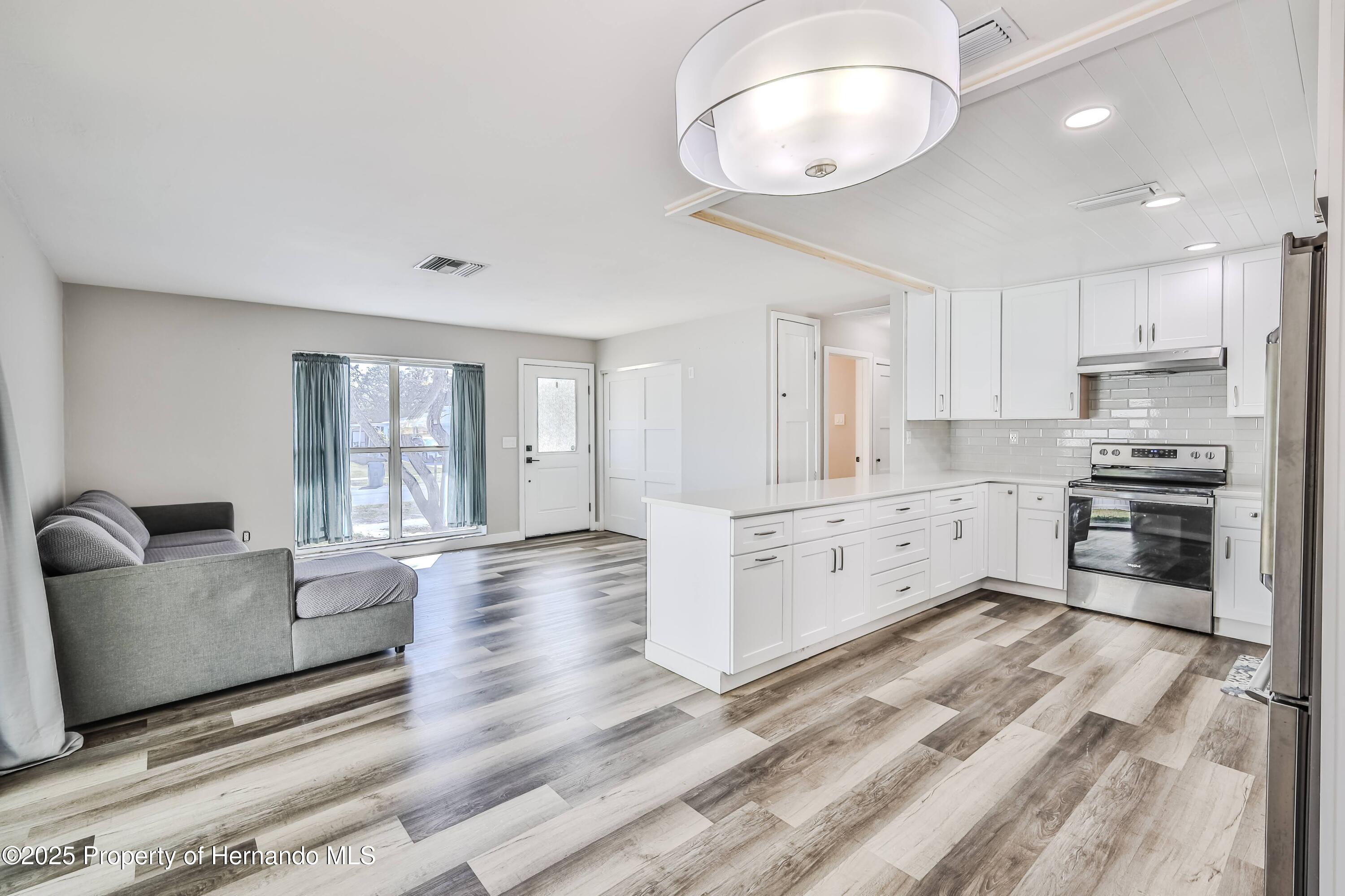 6343 Skyline Court, Spring Hill, Florida image 19