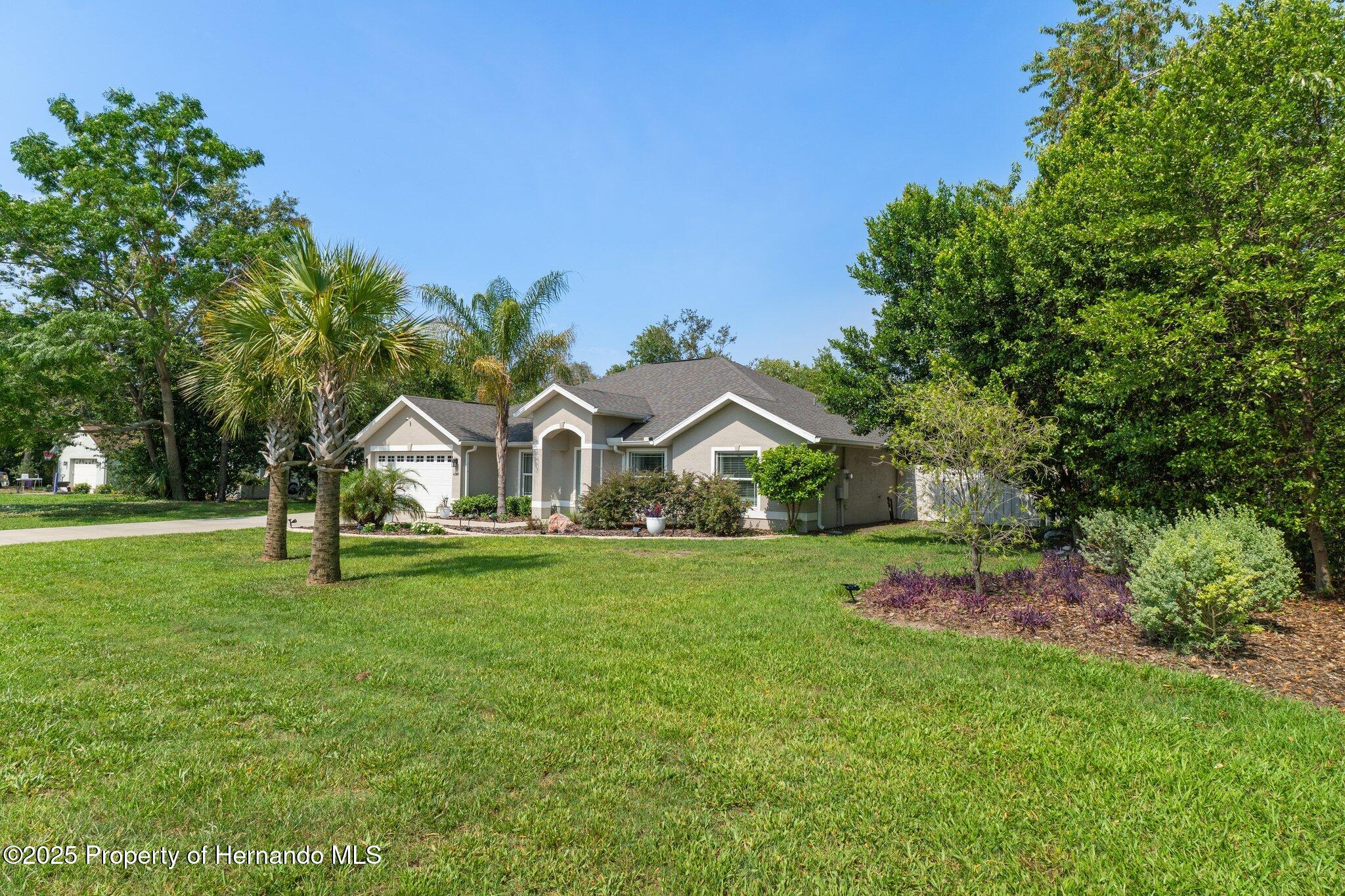 Brooksville, Florida 34604, United States, 3 Bedrooms Bedrooms, ,2 BathroomsBathrooms,Residential,Pending,136565