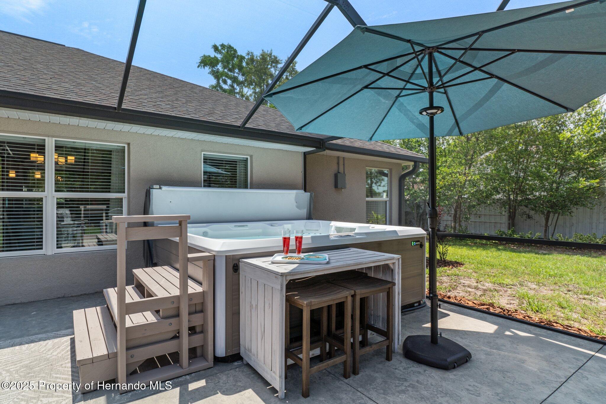 Brooksville, Florida 34604, United States, 3 Bedrooms Bedrooms, ,2 BathroomsBathrooms,Residential,Pending,136565