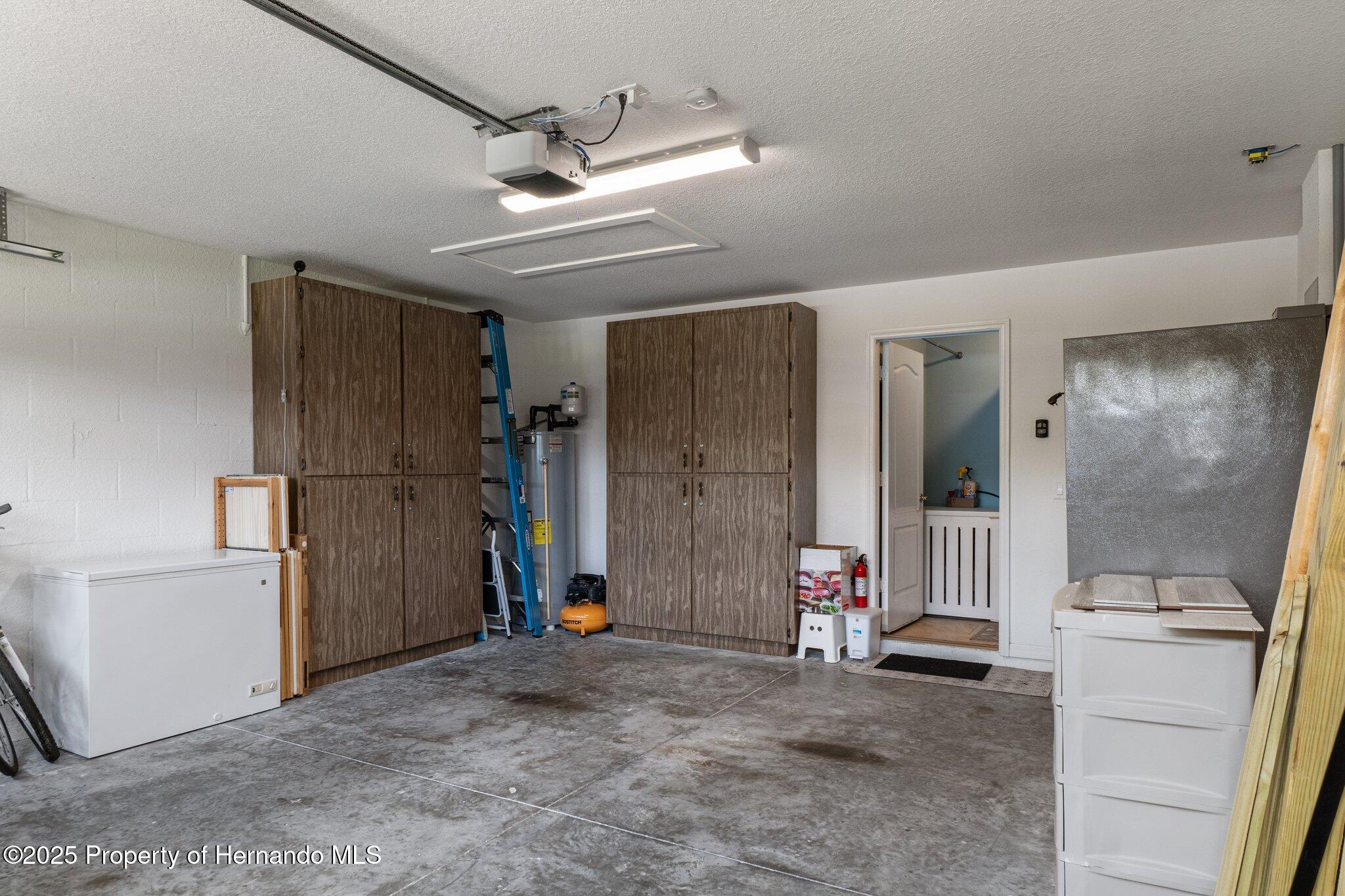 Brooksville, Florida 34604, United States, 3 Bedrooms Bedrooms, ,2 BathroomsBathrooms,Residential,Pending,136565