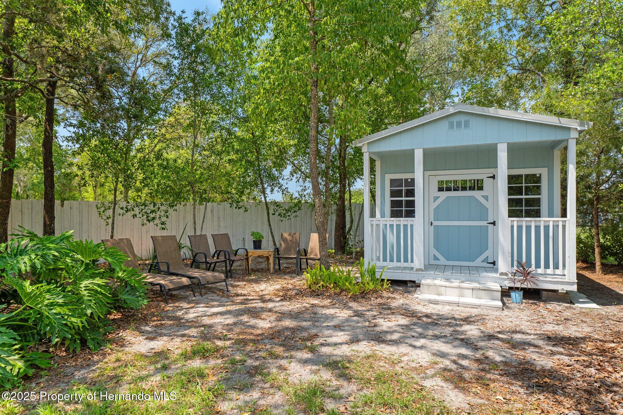 Brooksville, Florida 34604, United States, 3 Bedrooms Bedrooms, ,2 BathroomsBathrooms,Residential,Pending,136565