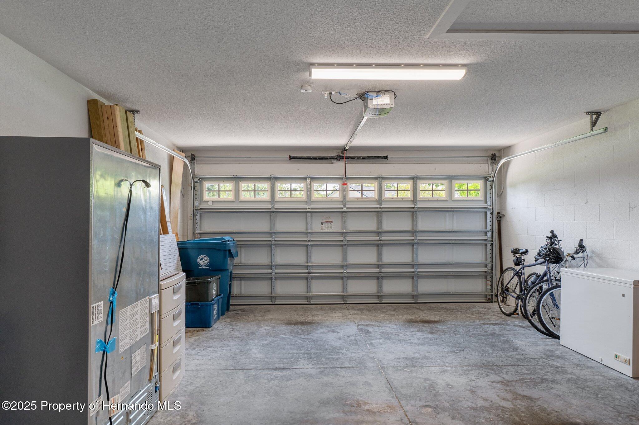 Brooksville, Florida 34604, United States, 3 Bedrooms Bedrooms, ,2 BathroomsBathrooms,Residential,Pending,136565