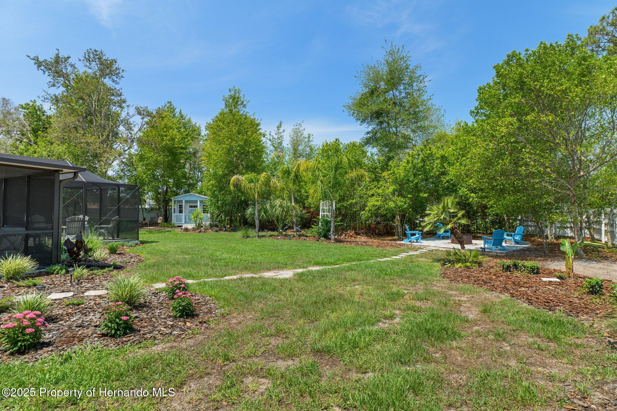Brooksville, Florida 34604, United States, 3 Bedrooms Bedrooms, ,2 BathroomsBathrooms,Residential,Pending,136565