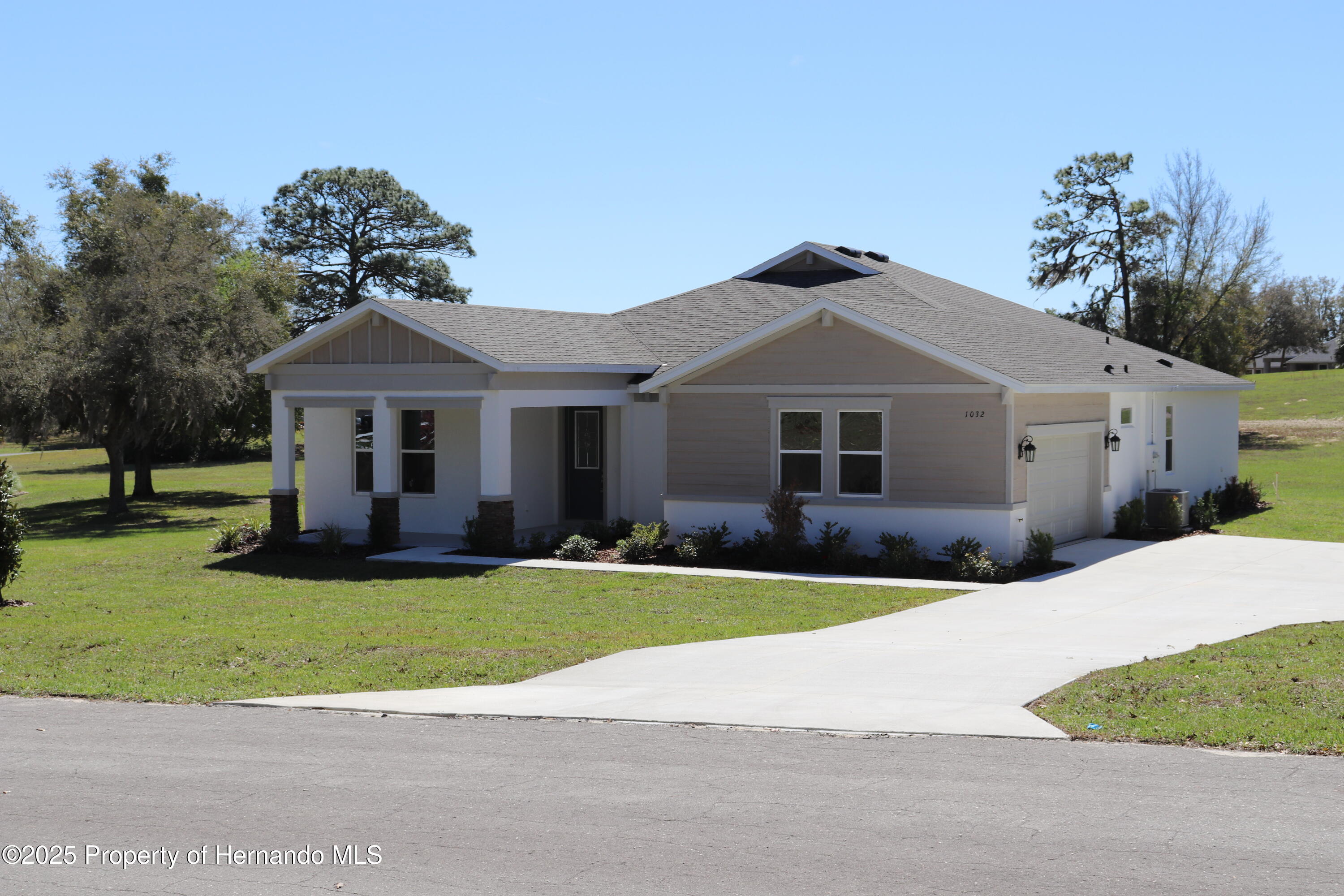 1032 E Allegrie Drive, Beverly Hills, Florida image 4