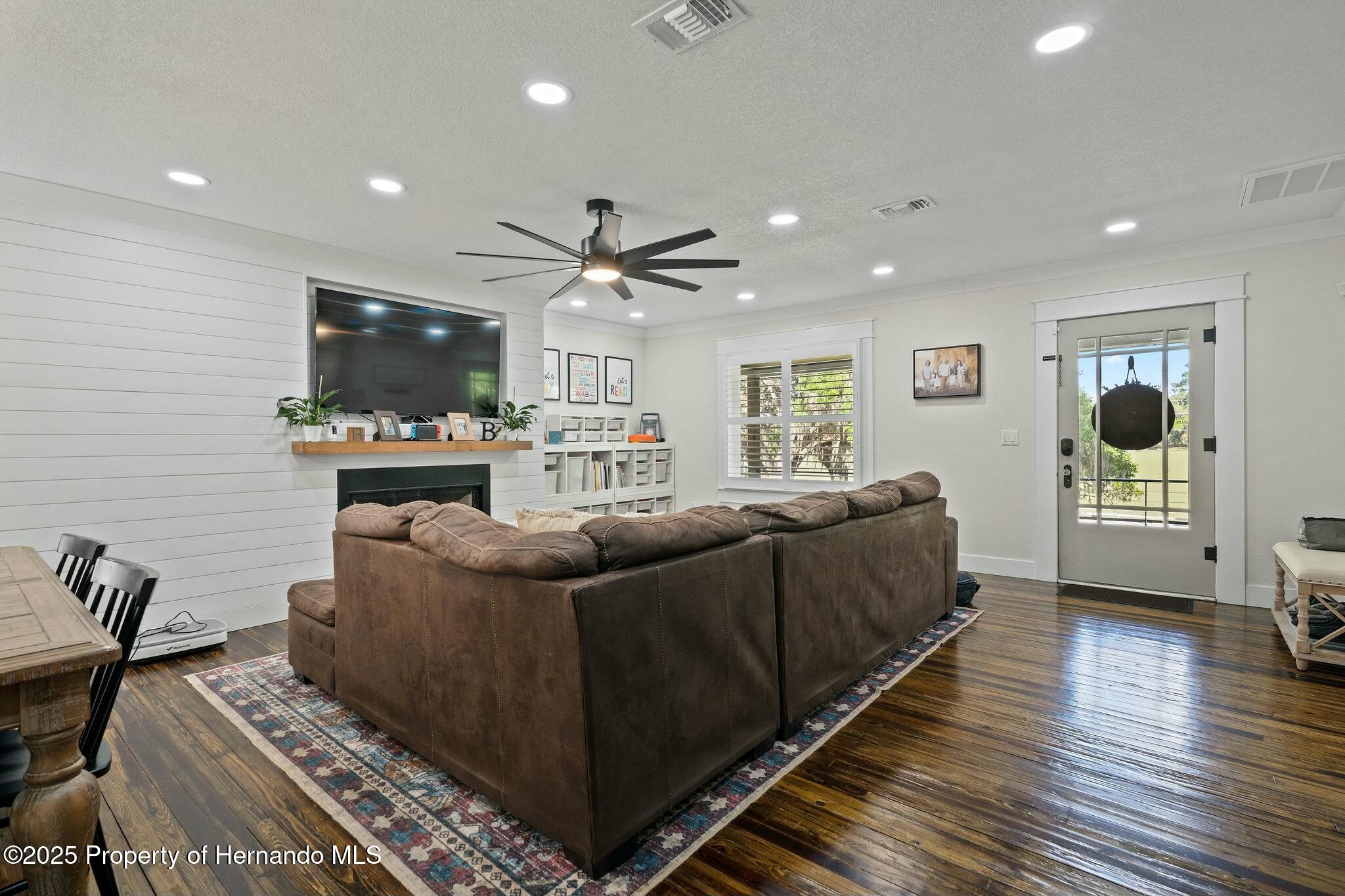 26384 Mondon Hill Road, Brooksville, Florida image 6