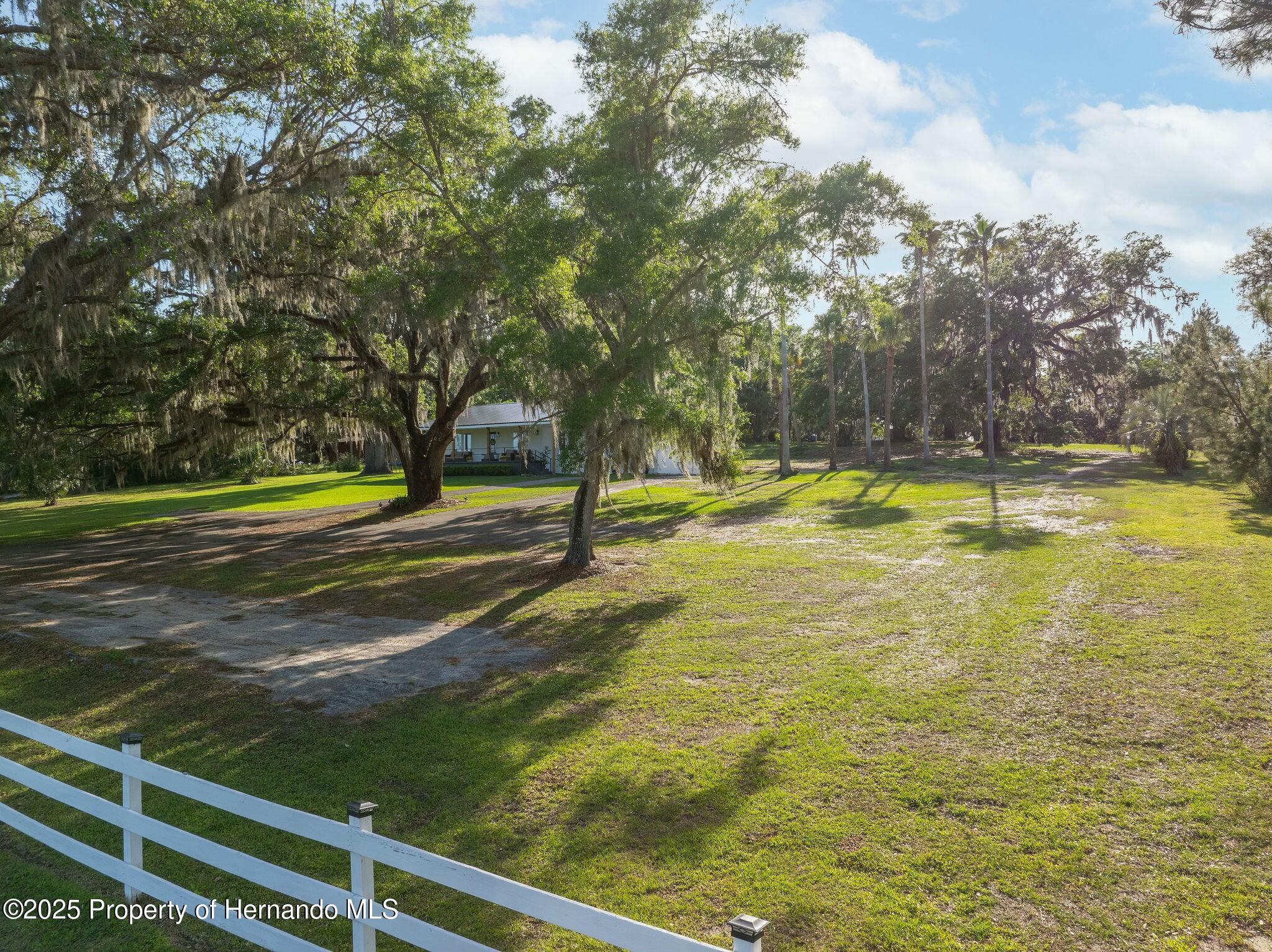 26384 Mondon Hill Road, Brooksville, Florida image 43