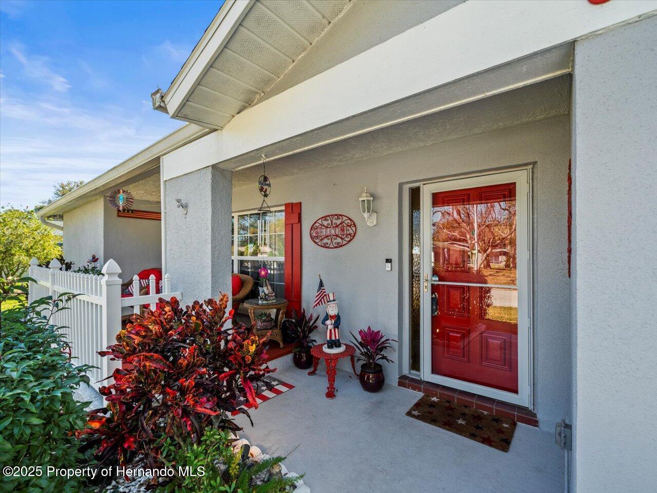 8404 Winding Wood Drive, Port Richey, Florida image 4