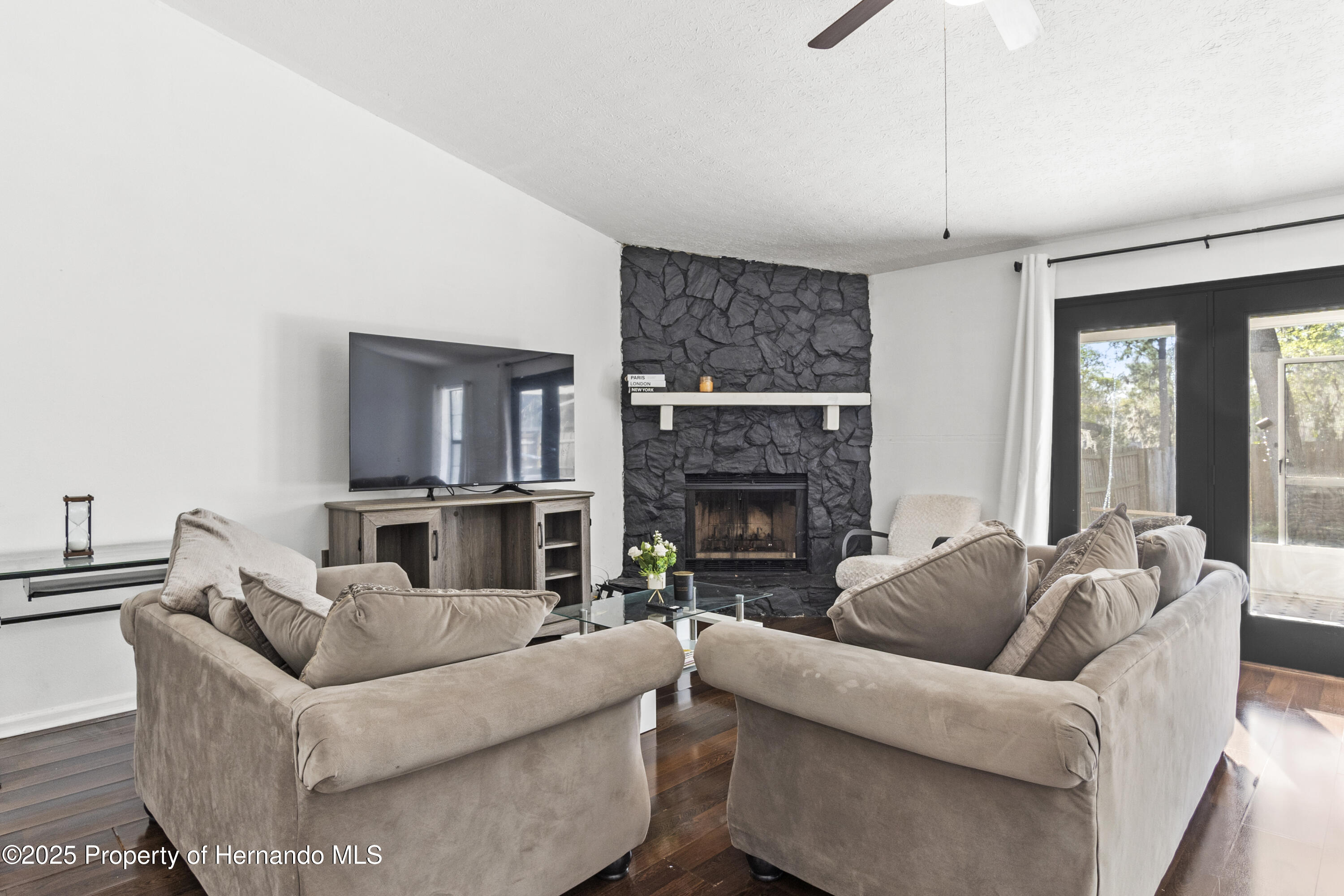 836 Village Drive, Brooksville, Florida image 3