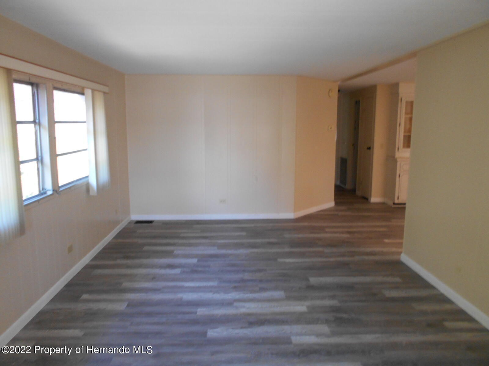 8123 Ridge Dale Avenue, Brooksville, Florida image 2