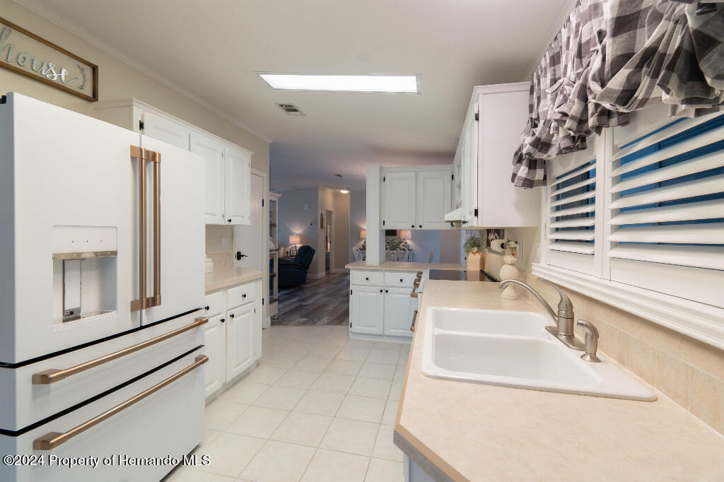15922 Brookridge Boulevard, Brooksville, Florida image 11