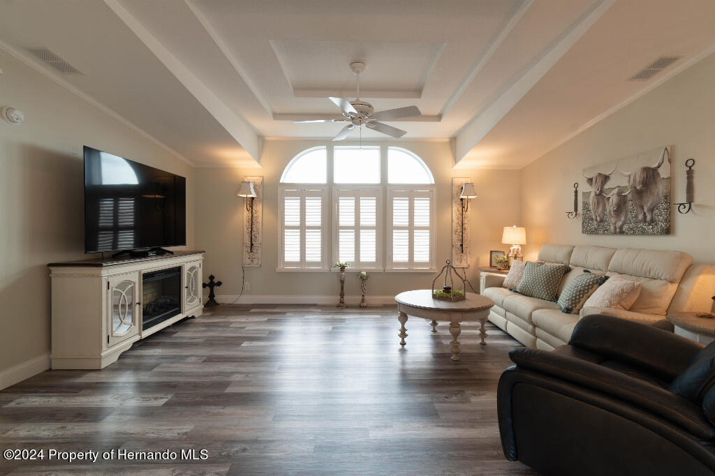 15922 Brookridge Boulevard, Brooksville, Florida image 9