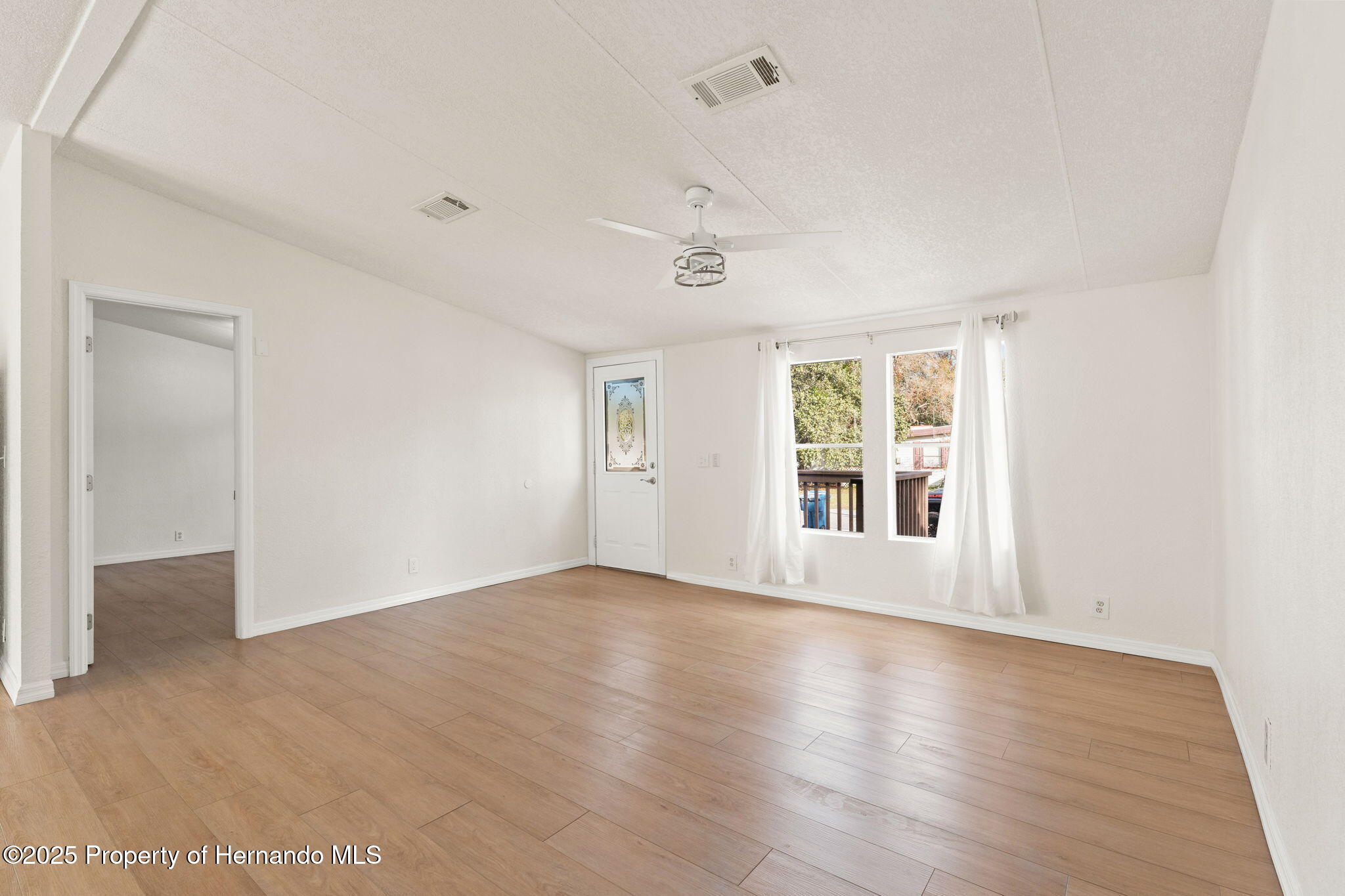 7504 Sealawn Drive, Spring Hill, Florida image 10