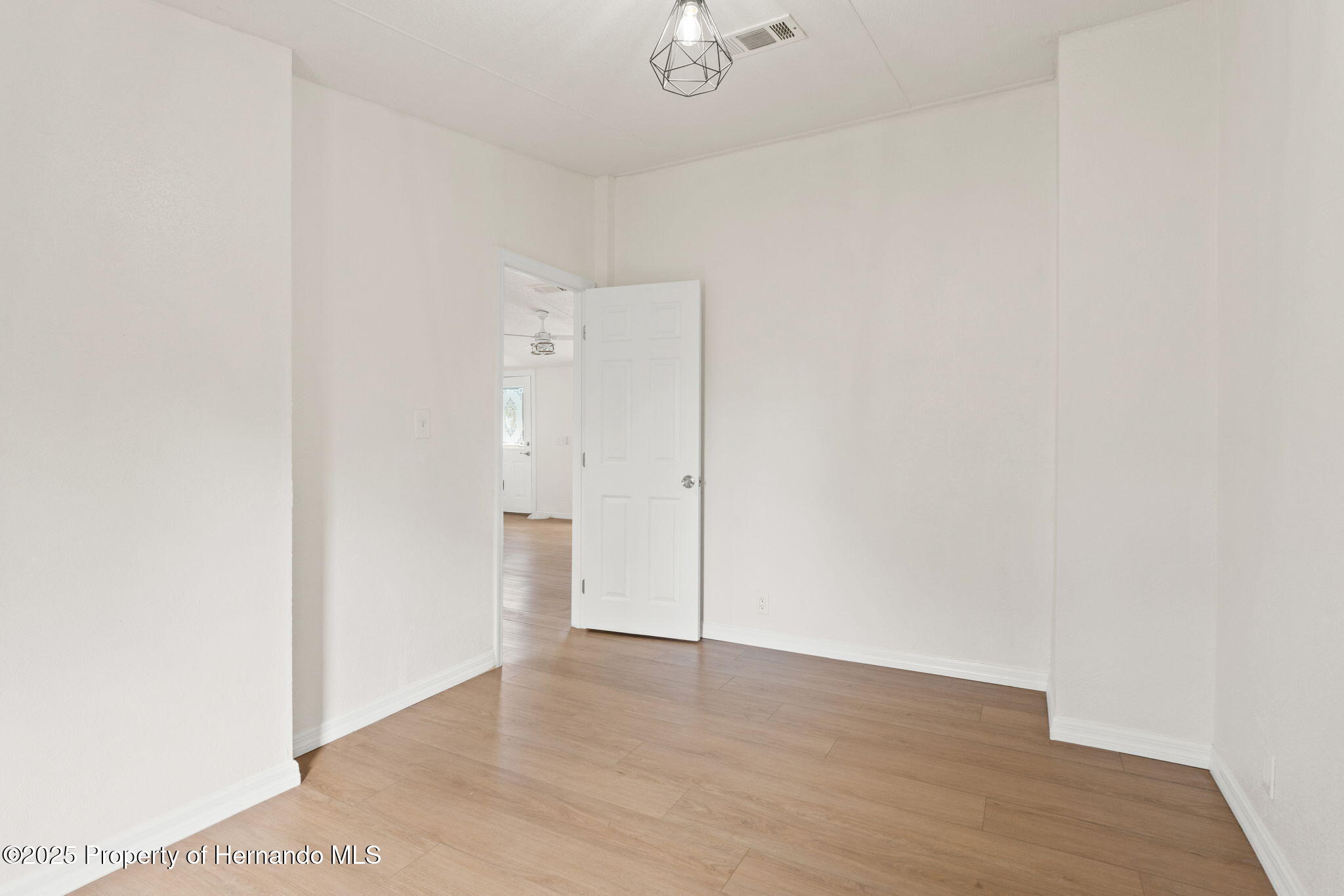 7504 Sealawn Drive, Spring Hill, Florida image 23