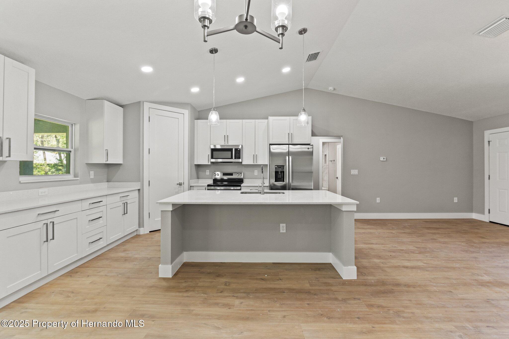 8792 N Sandree Drive, Dunnellon, Florida image 10