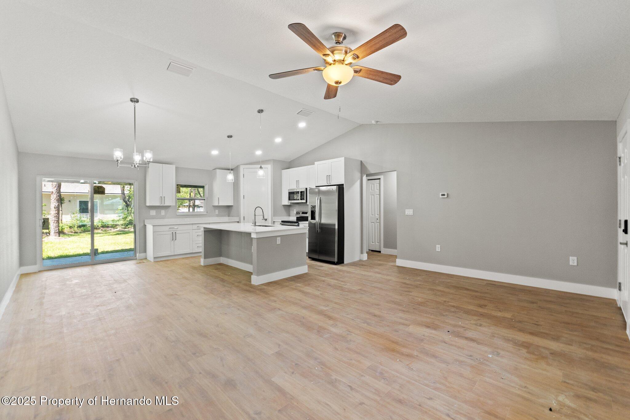 8792 N Sandree Drive, Dunnellon, Florida image 7