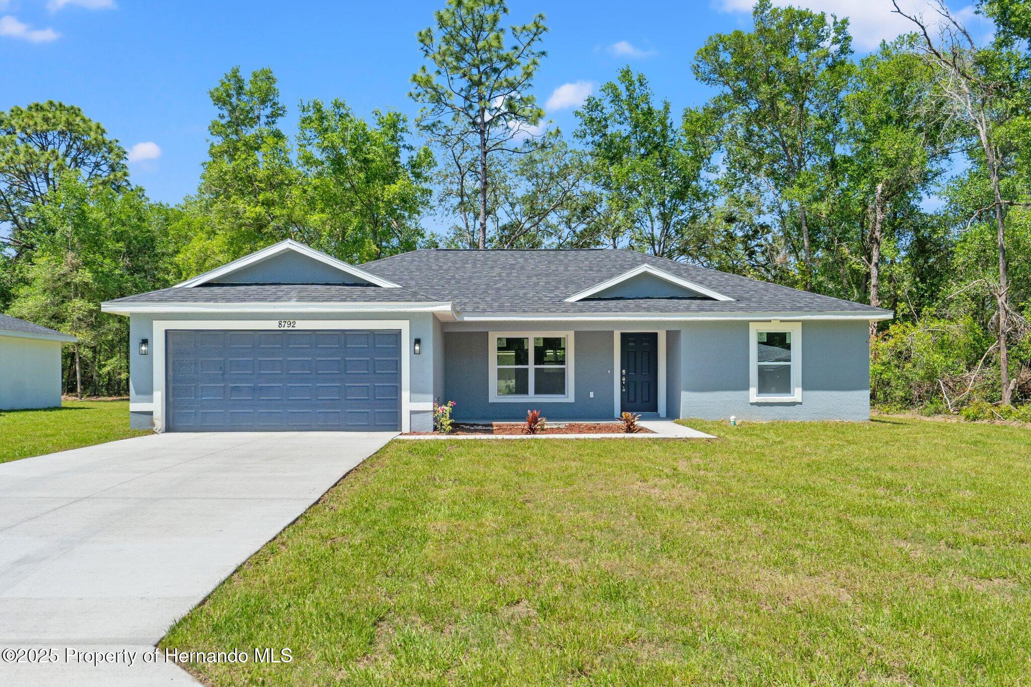 8792 N Sandree Drive, Dunnellon, Florida image 1
