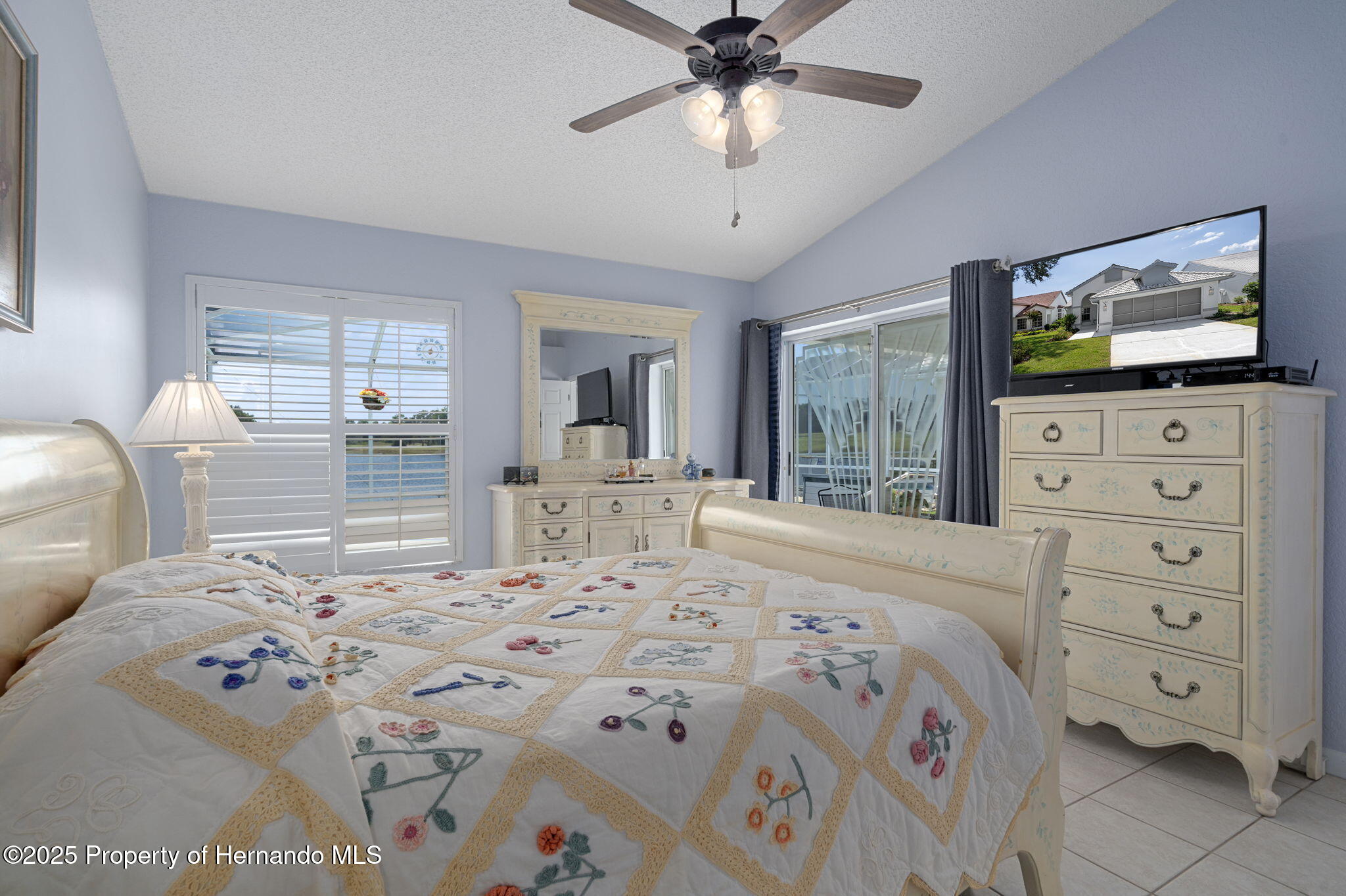 Weeki Wachee, Florida 34613, United States, 2 Bedrooms Bedrooms, ,2 BathroomsBathrooms,Residential,Pending,214229