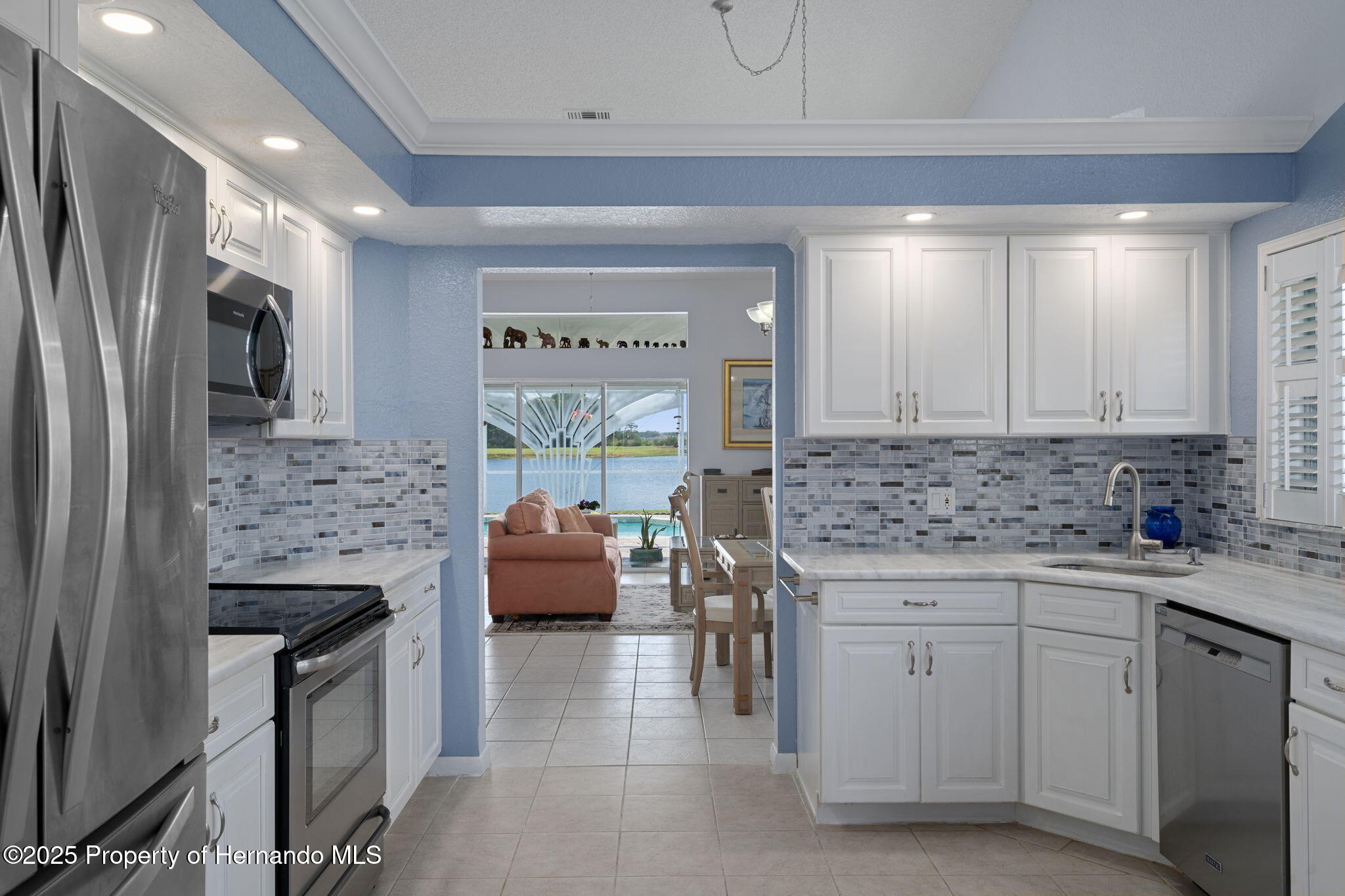 Weeki Wachee, Florida 34613, United States, 2 Bedrooms Bedrooms, ,2 BathroomsBathrooms,Residential,Pending,214229